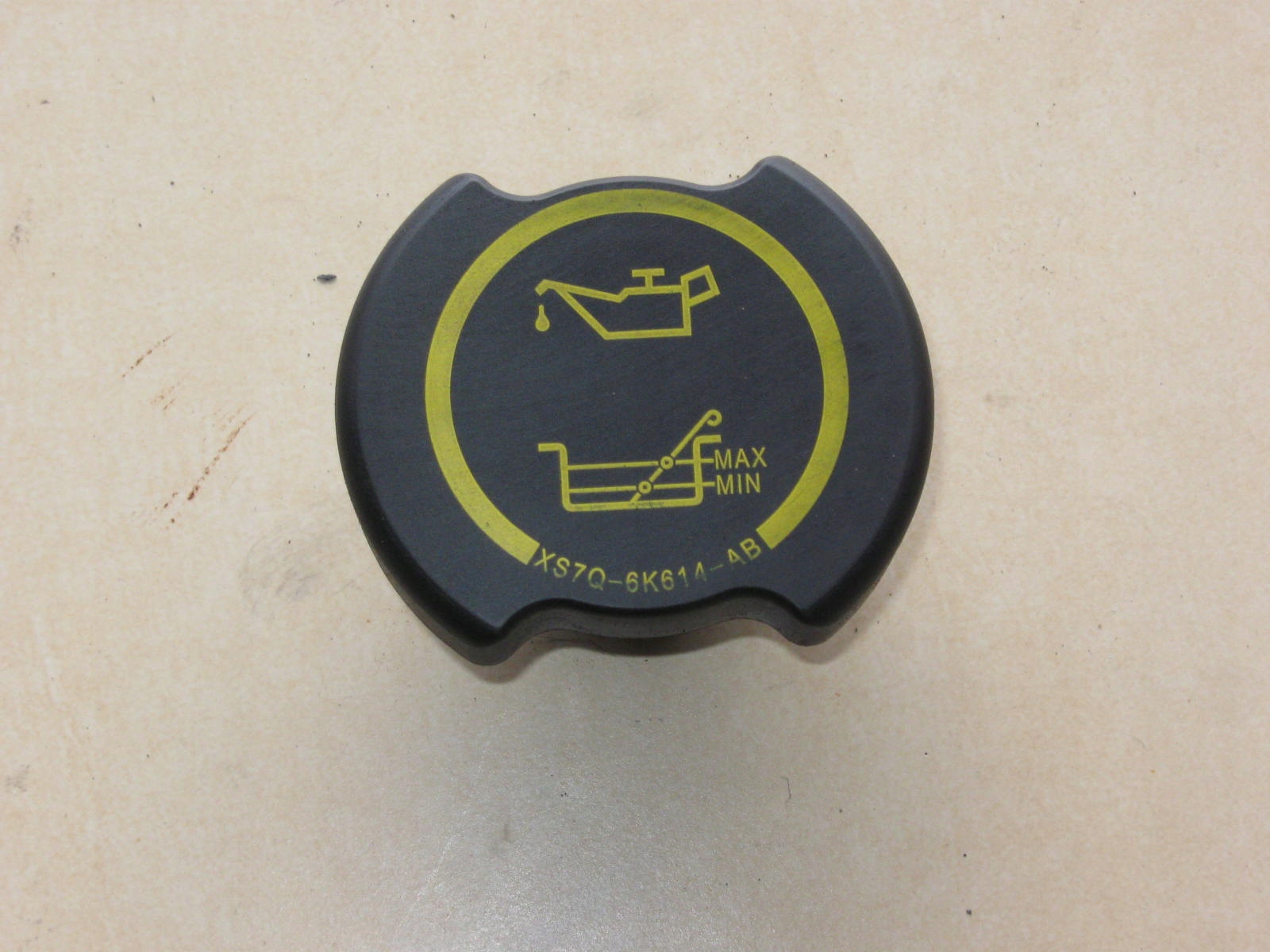 KOREK WLEWU OLEJU MONDEO MK3 2,0 TDCI TDDI