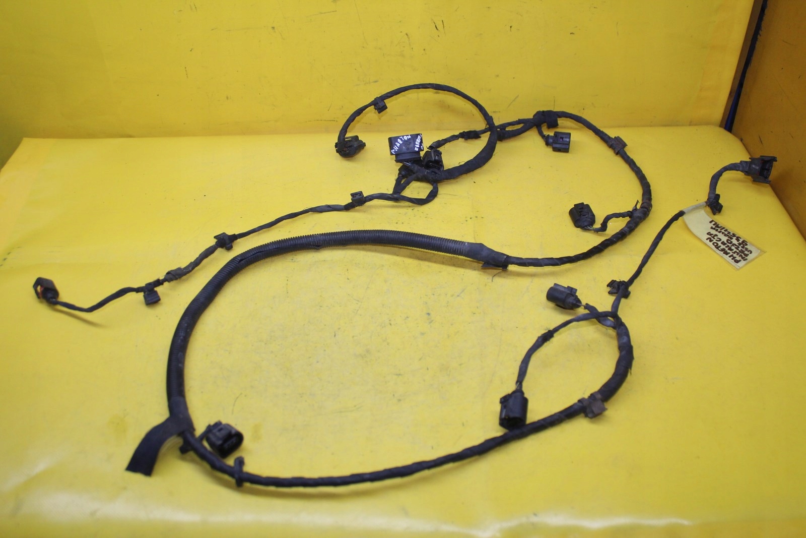 УСТАНОВКА PDC ДЛЯ ПАРКОВКИ VW PHAETON СПЕРЕДИ