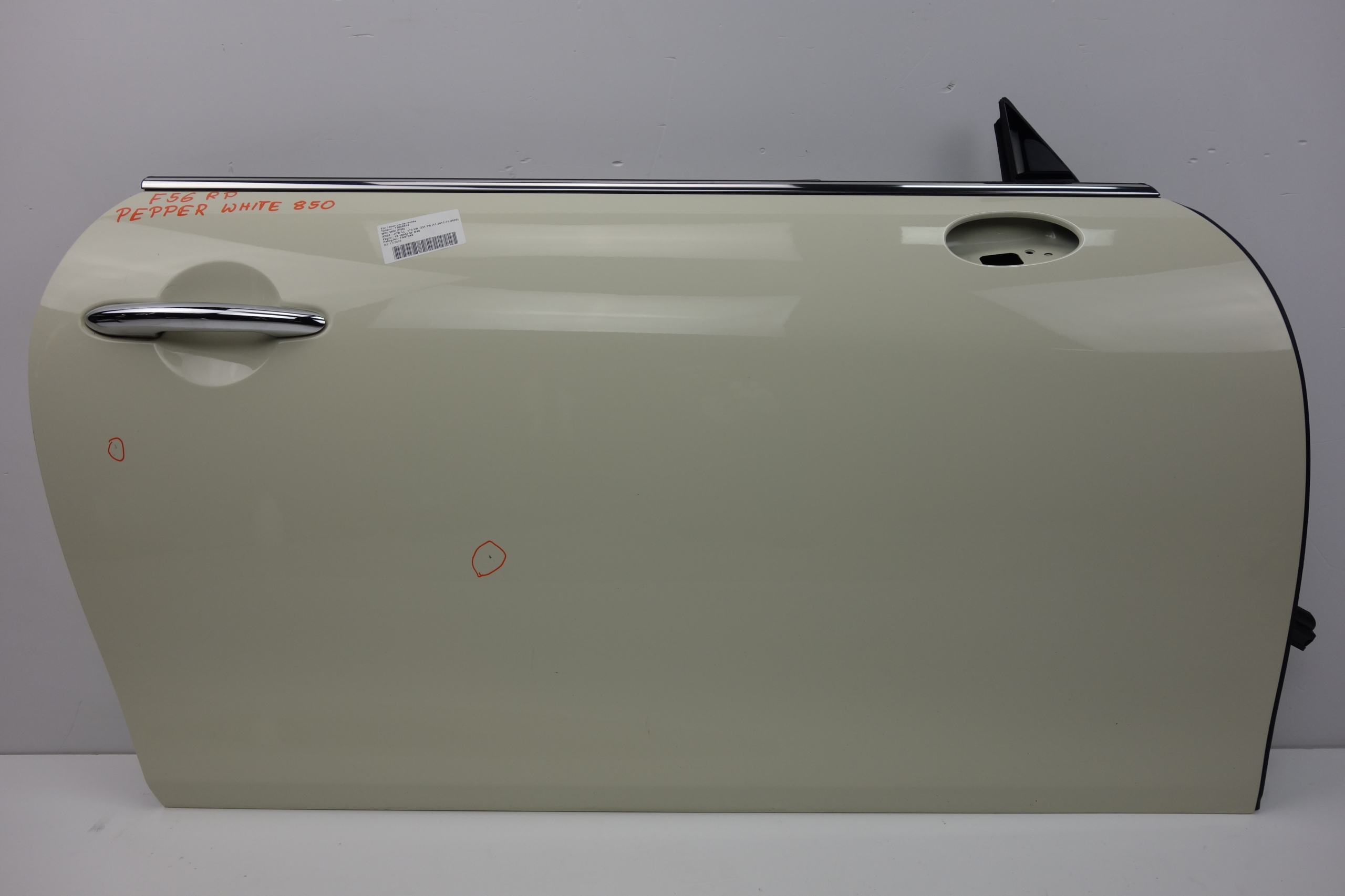 DRZWI PRAWE PRZEDNIE MINI F56 PEPPER WHITE 850