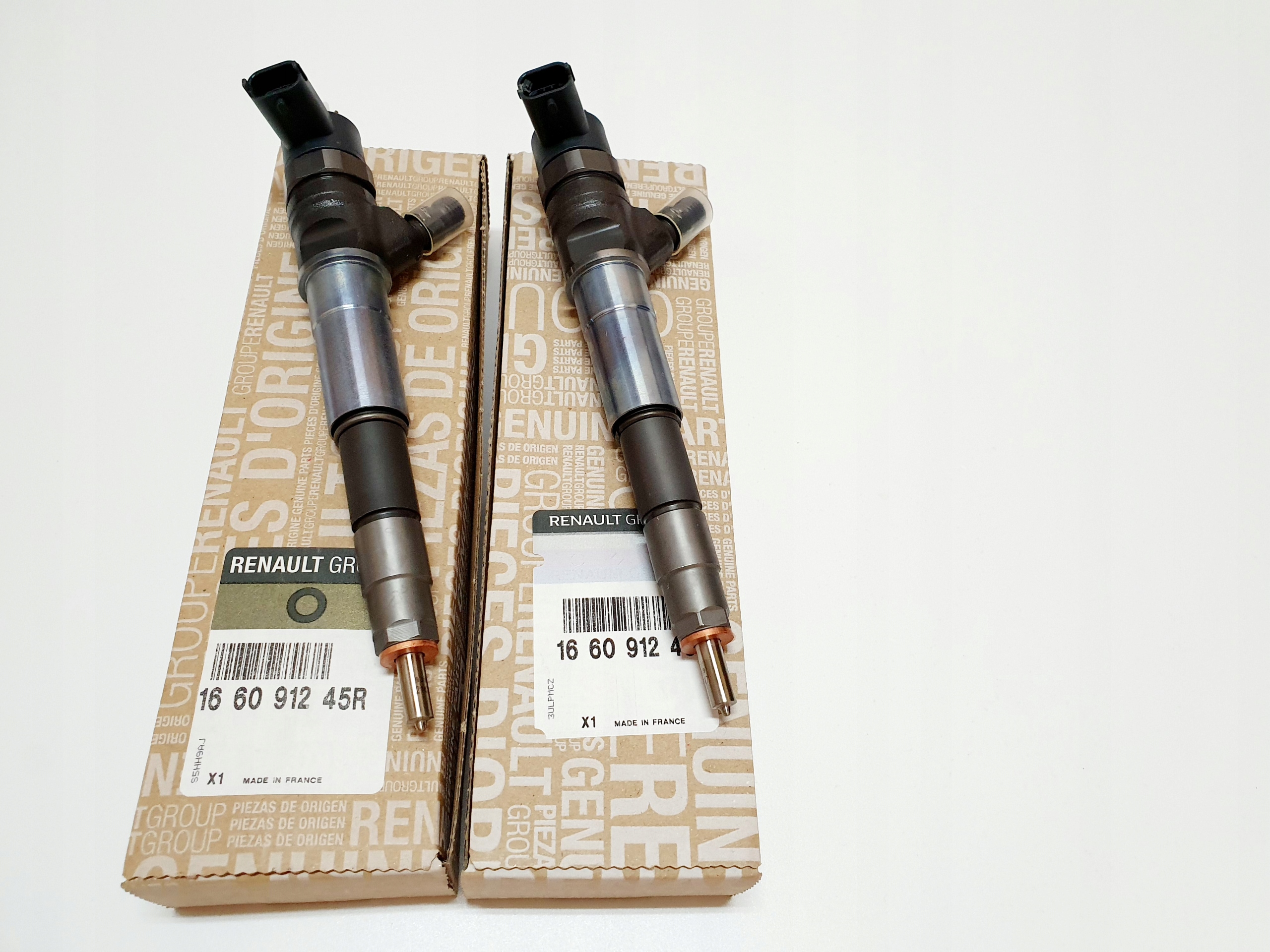 166091245R,0445110375 - ИНЖЕКТОРЫ MASTER III 2.3 DCI 2010-2 ШТ