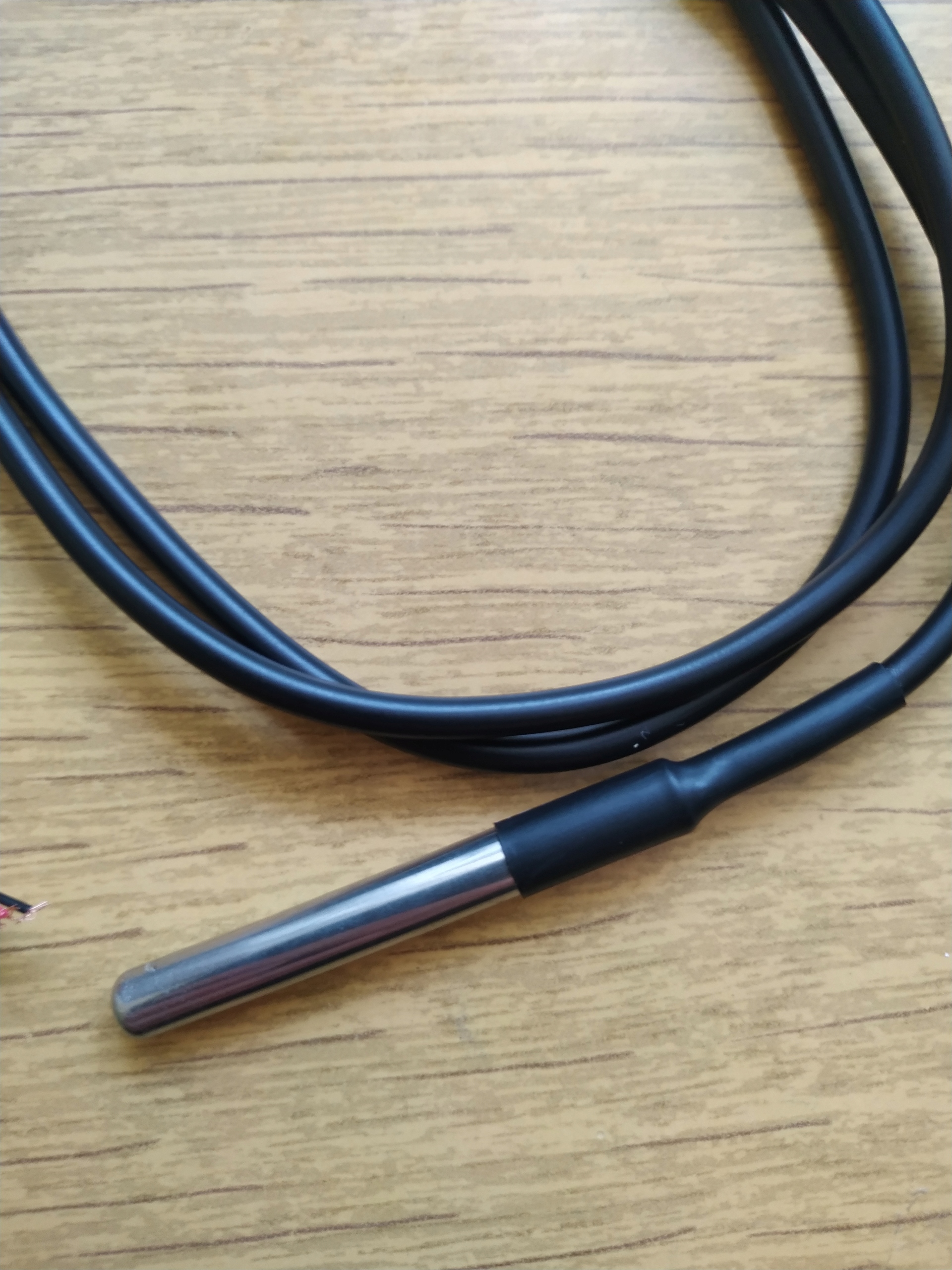 Czujnik temperatury DS18B20 wodoodporny 1m Model DS18B20