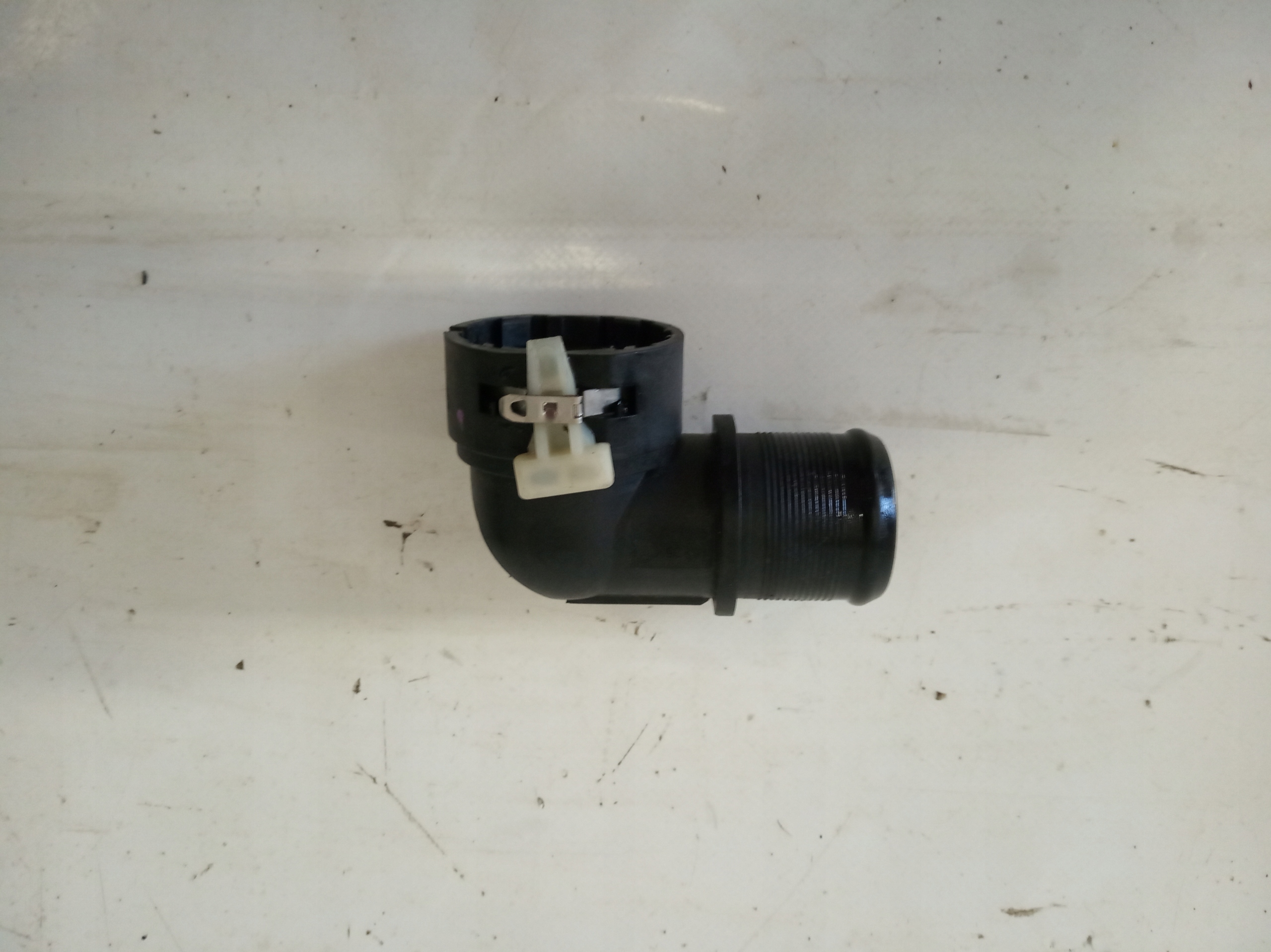 KIA CEED HYUNDAI I30 III KRÓCIEC DOLNY CHLODNICY