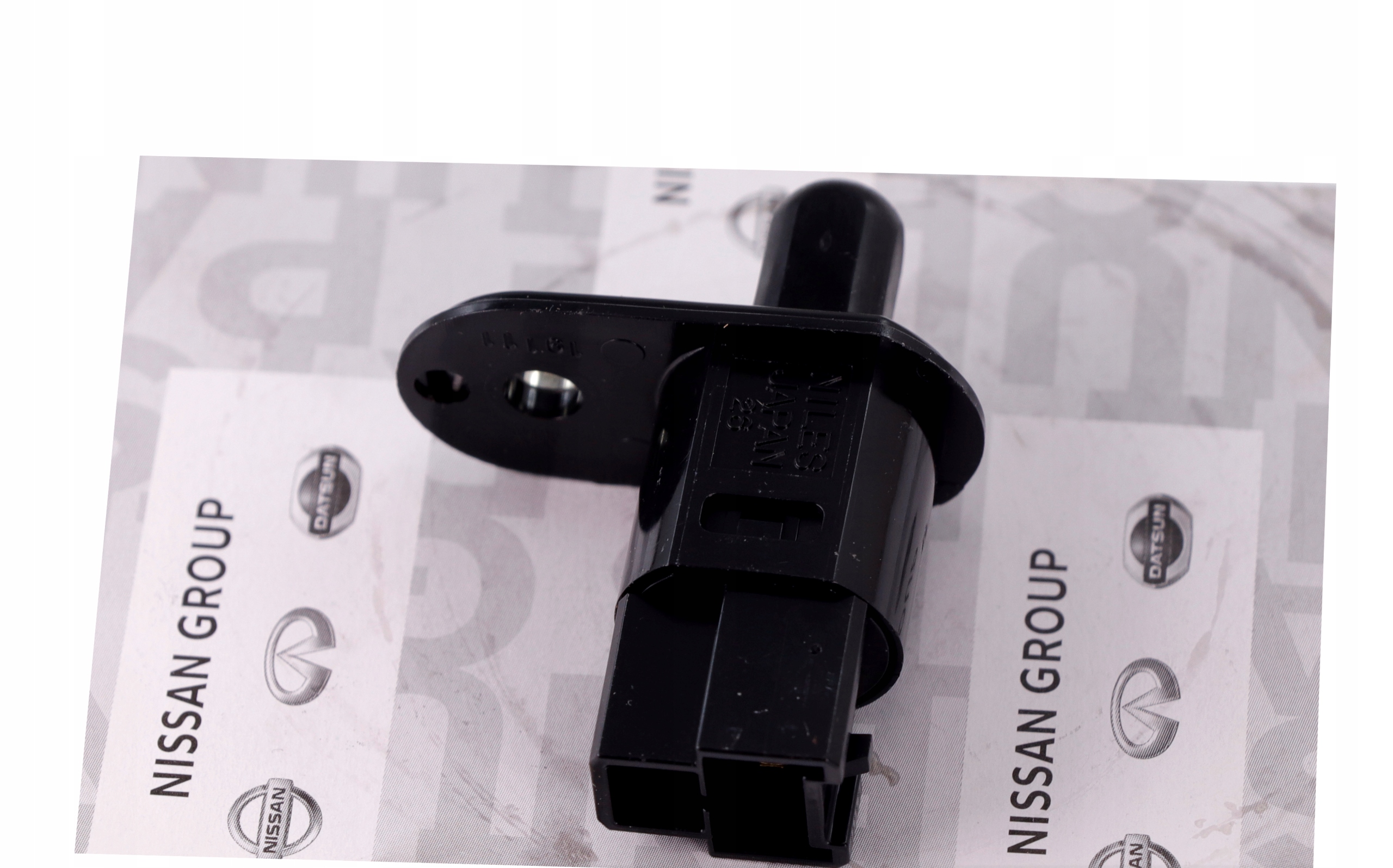 KRAŃCÓWKA WŁĄCZNIK PRZEŁĄCZNIK NISSAN PATROL Y61 Numer katalogowy części 25360-41L01