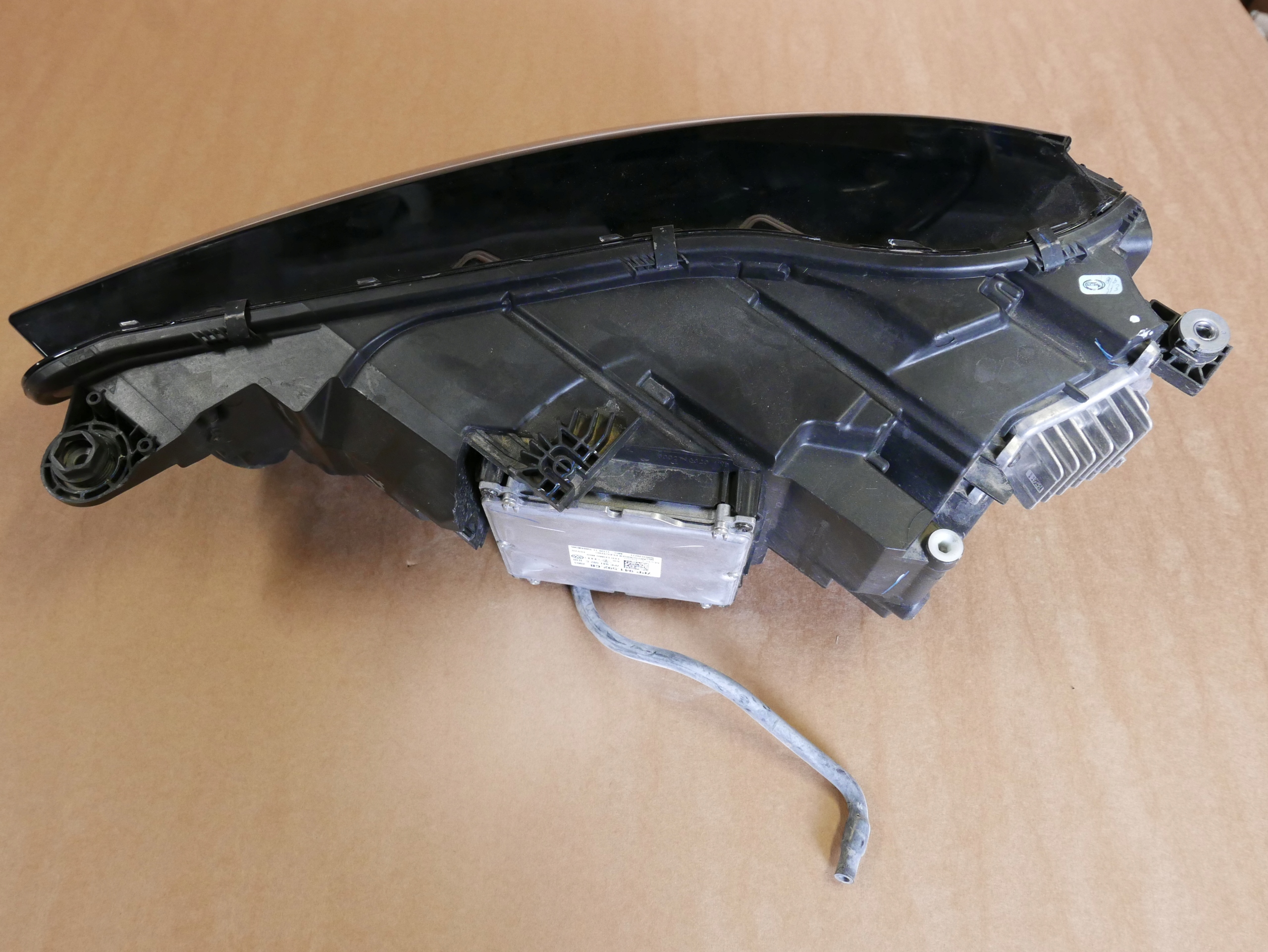 AUDI Q5 80A LAMPA MATRIX PRAWA 80A941036 Producent części Audi OE