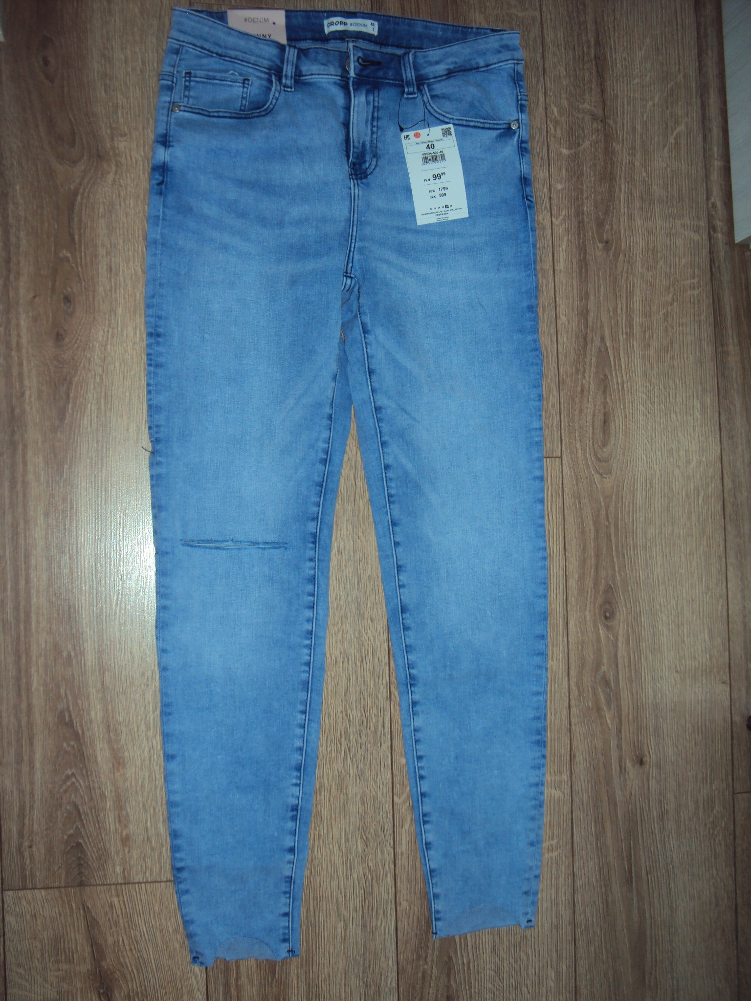 CROPP NOWE spodnie jeansy skinny dziura r. 40 8465594084 - Allegro.pl