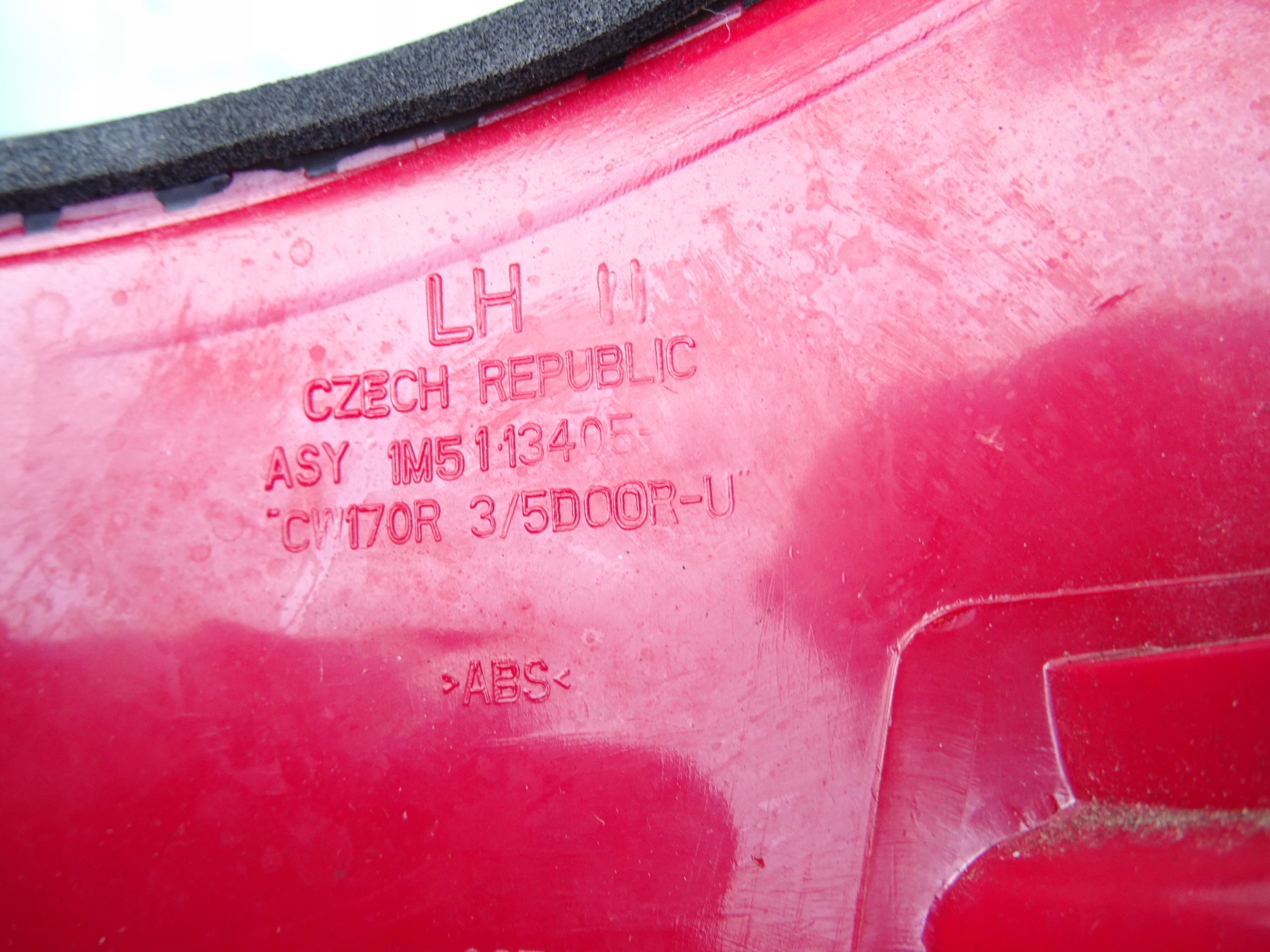 фонарь левый FORD Focus MK1 HB