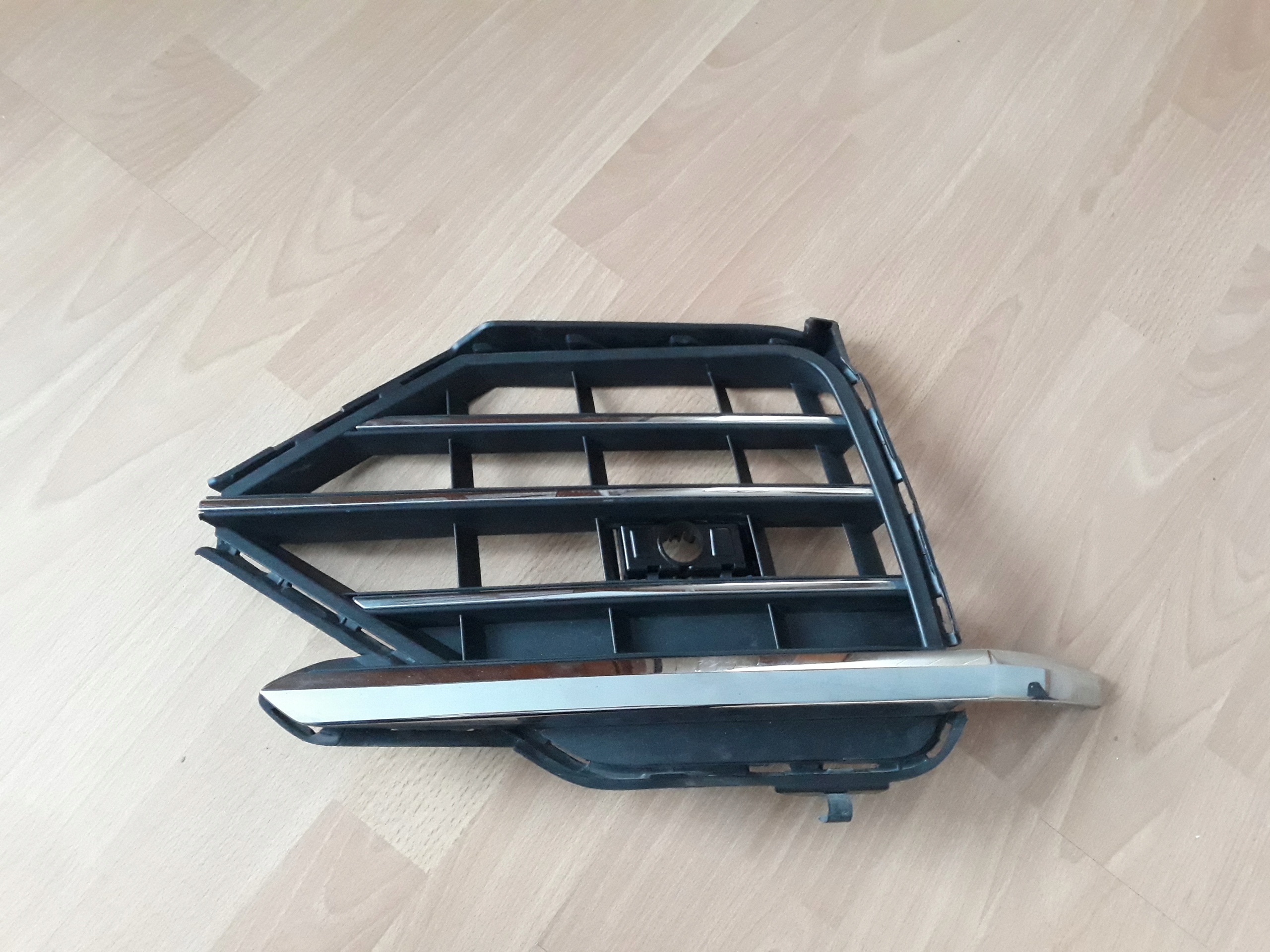 VW TOUAREG III 18-PDC РЕШІТКА БАМПЕРА ЛІВА ORG