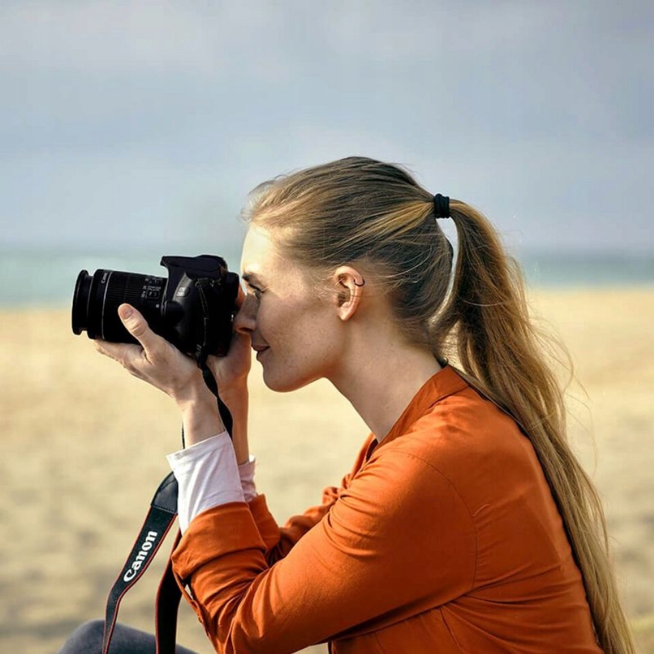 CANON EOS 250D WI-FI 4K + CANON 18-55MM F3.5-5.6 DC III + GRATISY Kolor czarny