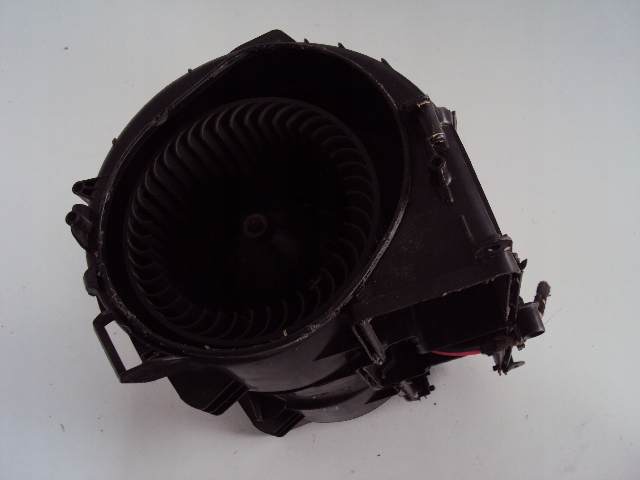 WENTYLATOR DMUCHAWA NAWIEWU RENAULT MEGANE III Typ samochodu Samochody osobowe