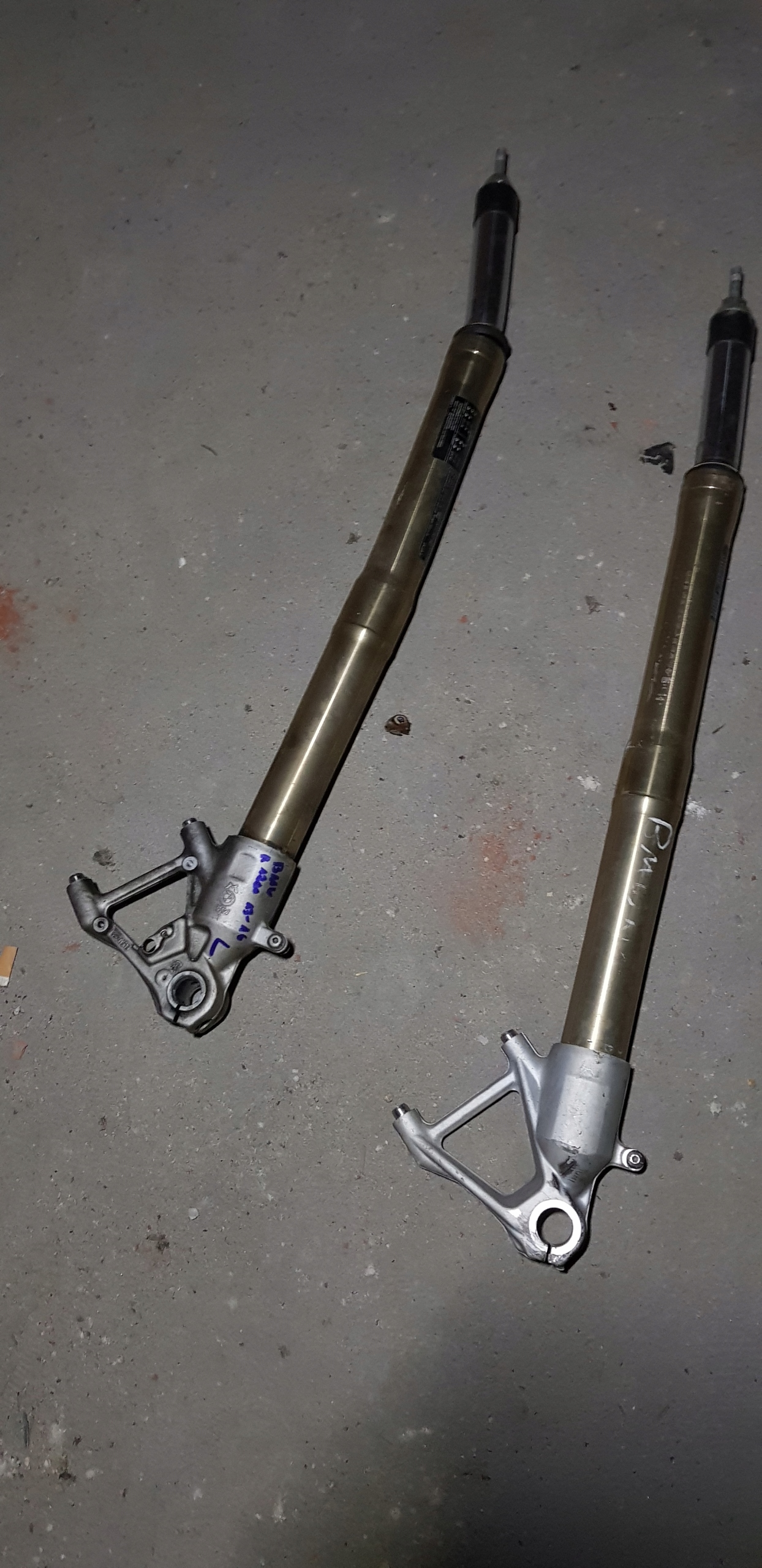 BMW R 1200 RT АМОРТИЗАТОРЫ ЛАГИ