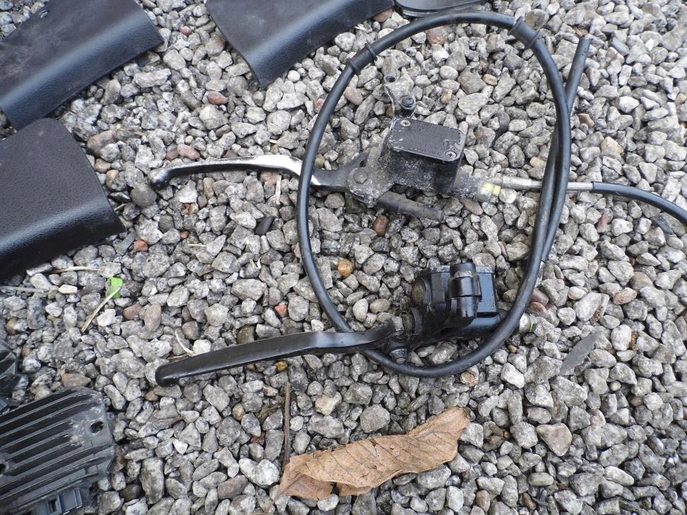 PIAGGIO X-EVO XEVO 125 POMPA HAMULCOWA TYŁ Producent Piaggio OE