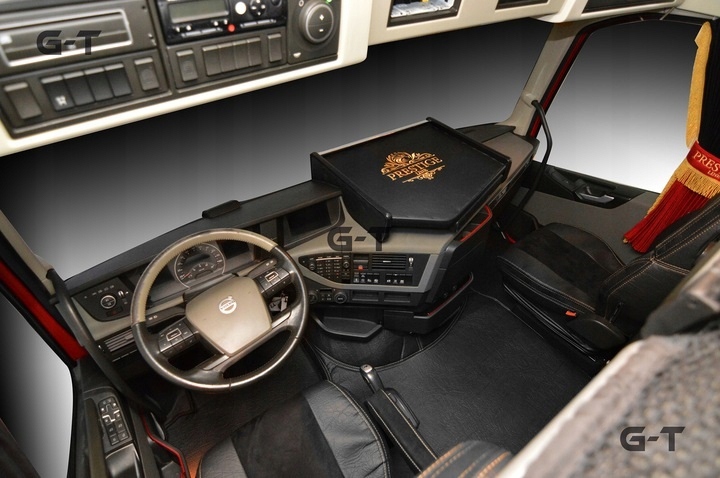 POKROWCE PRESTIGE LINE VOLVO FH 4 OD 2013R 1 PAS Typ pokrowiec