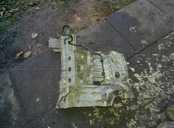 MODUS-КВАДРАНТ ЛОНЖЕРОН ПРАВИЙ ЛІВИЙ ПЕРЕДНІЙ