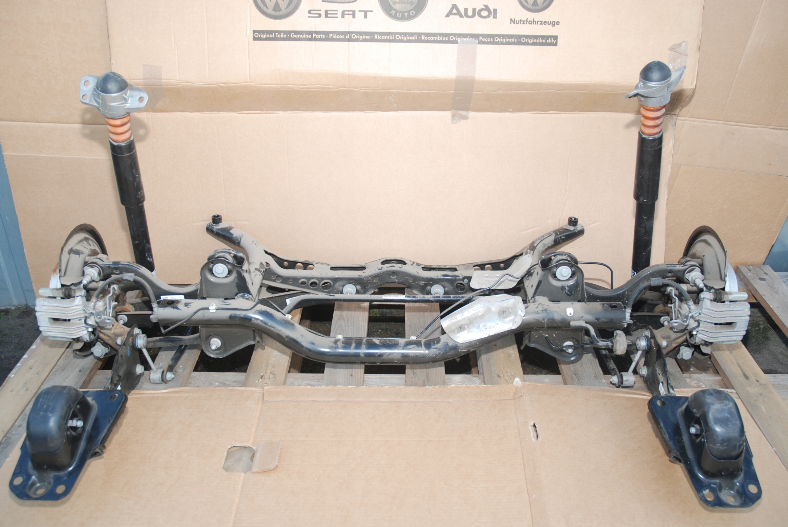 VW JETTA 5C ZAWIESZENIE TYŁ WÓZEK WAHACZE TARCZE Numer katalogowy części 5C6