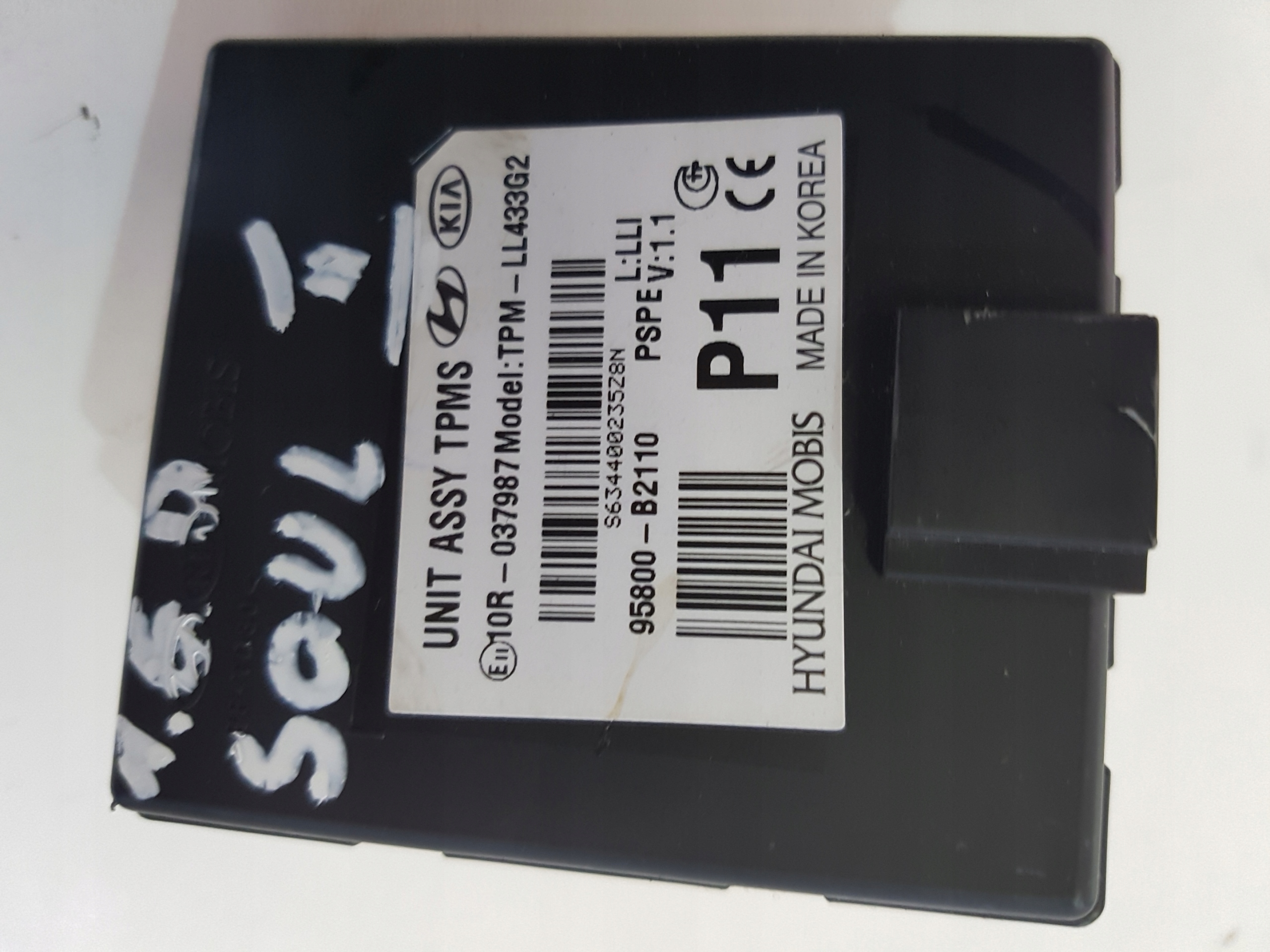95800-B2110 - KIA SOUL II 2017 антенный модуль давления TPMS
