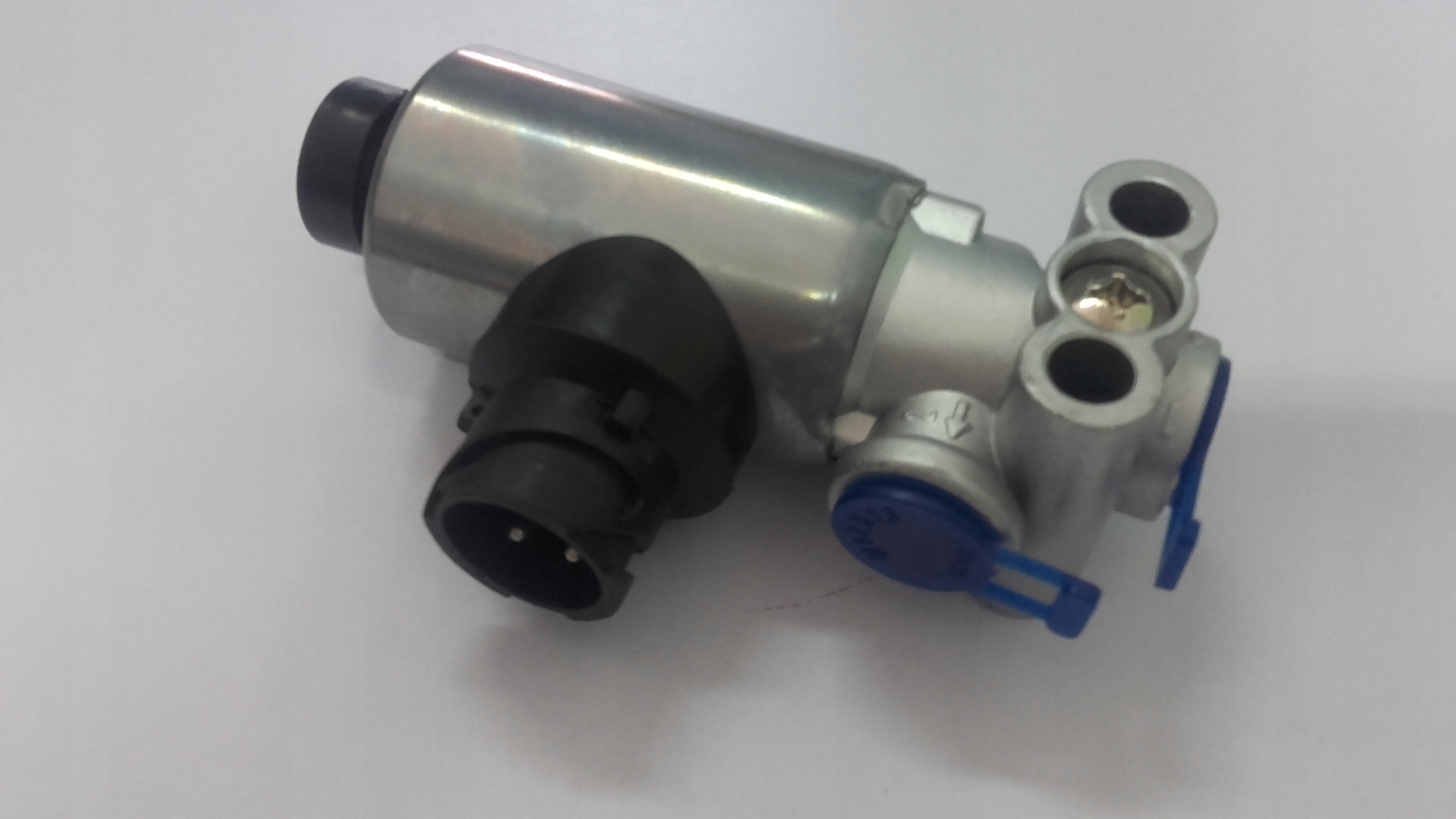 STAR AUTOSAN MAN ELEKTROZAWÓR 24V 3 PINY LUBLIN