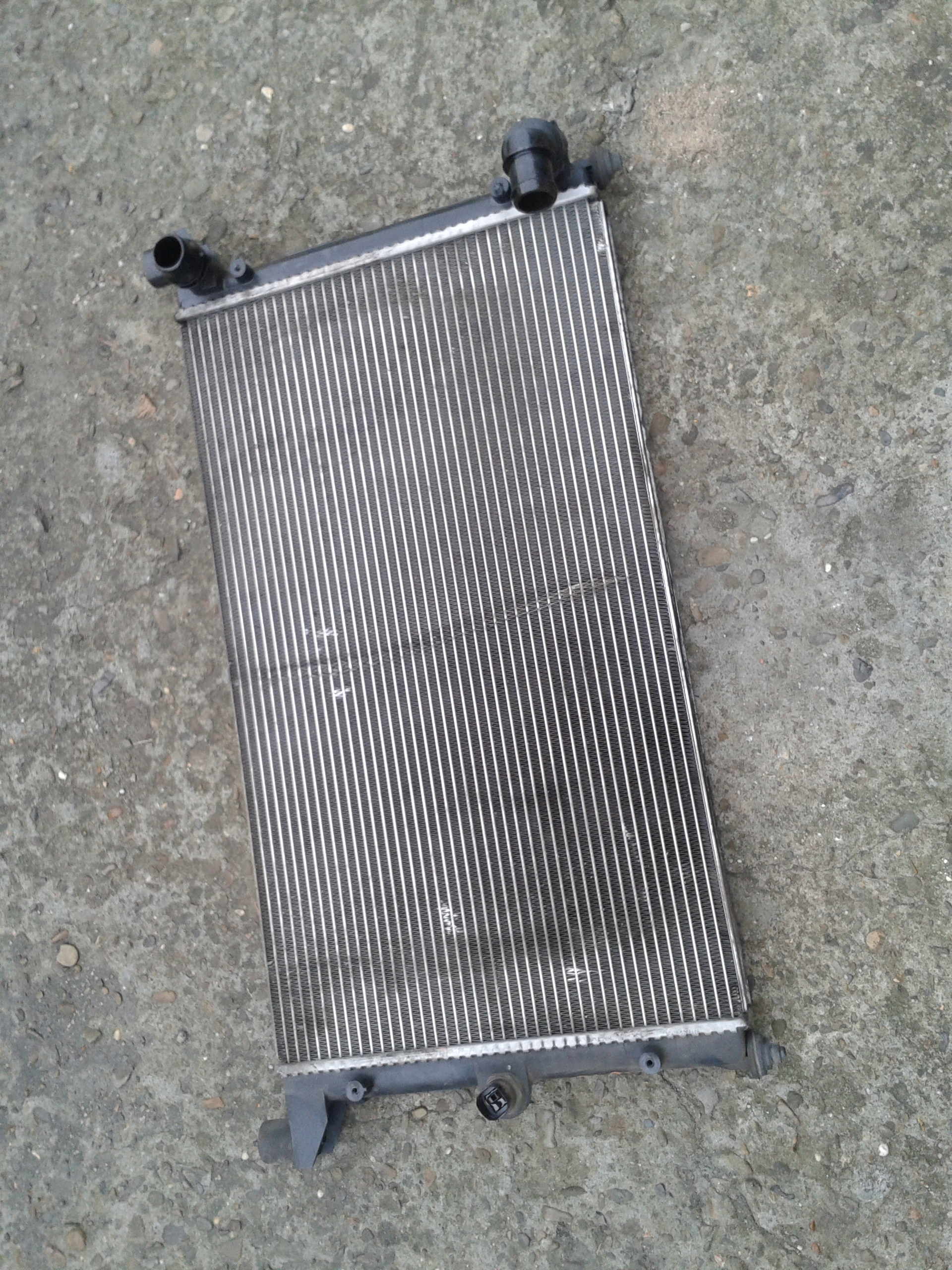 РАДІАТОР ВОДЯНОГО ОХОЛОДЖЕННЯ FORD GALAXY 1.9 TDI 115KM