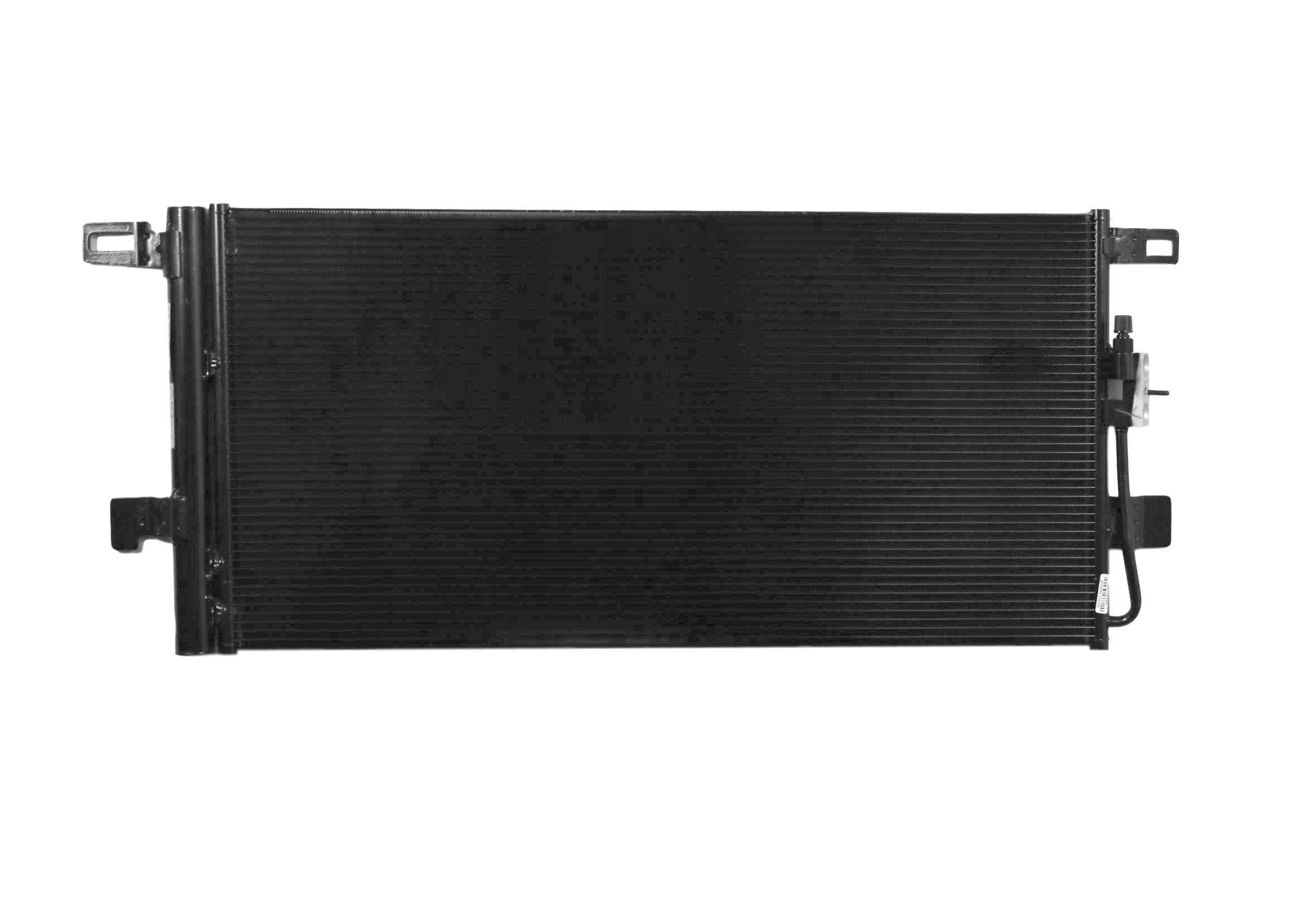 AU22058DE - Новый радиатор кондиционера AUDI Q5 FY 80A816411