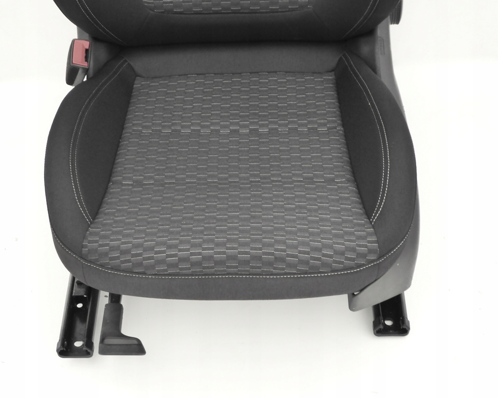FOTEL LEWY OPEL ASTRA K 5 Car type Passenger cars