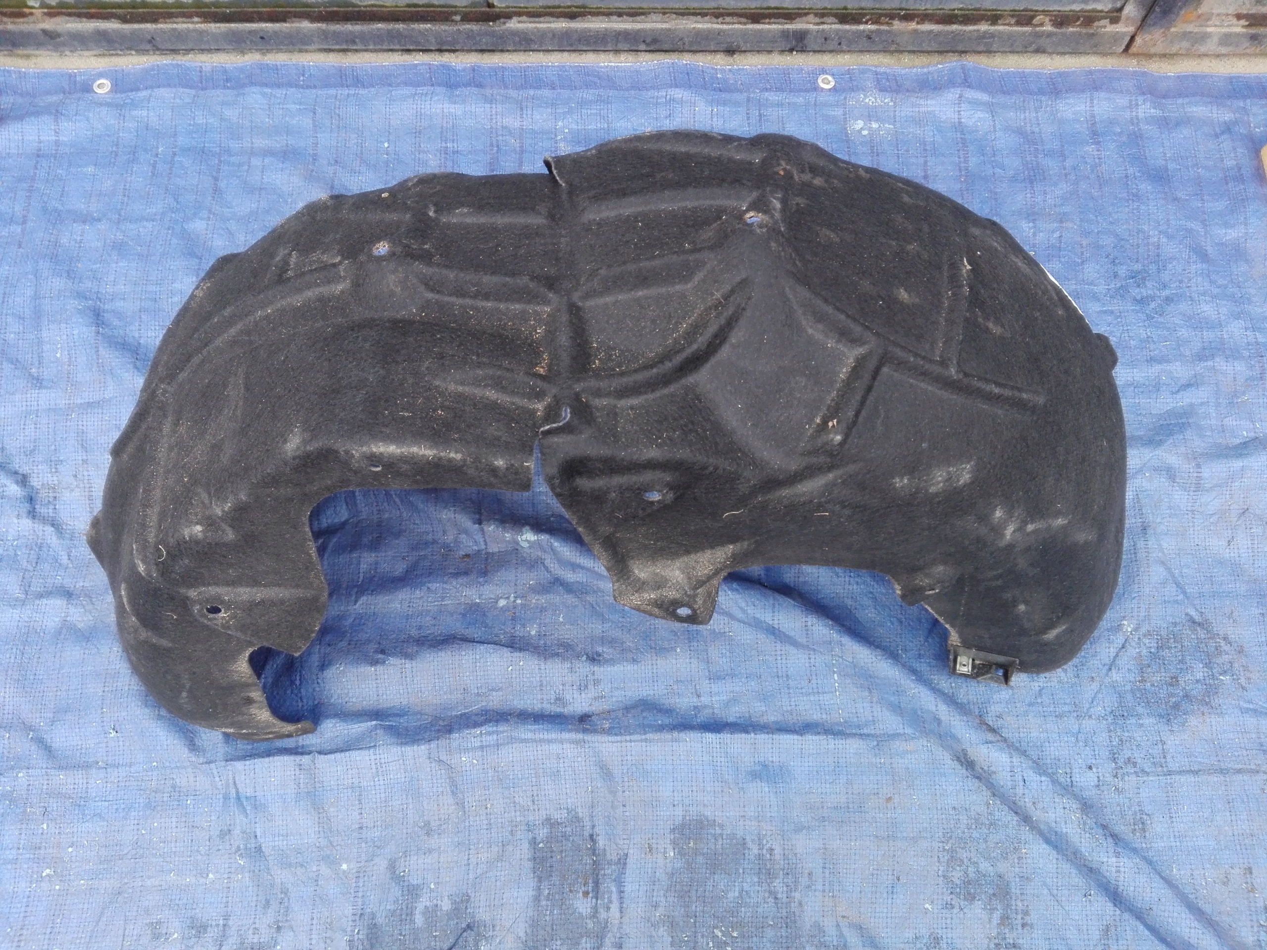 TESLA 3 III NADKOLE TYŁ TYLNE LEWE 1081583-00-B