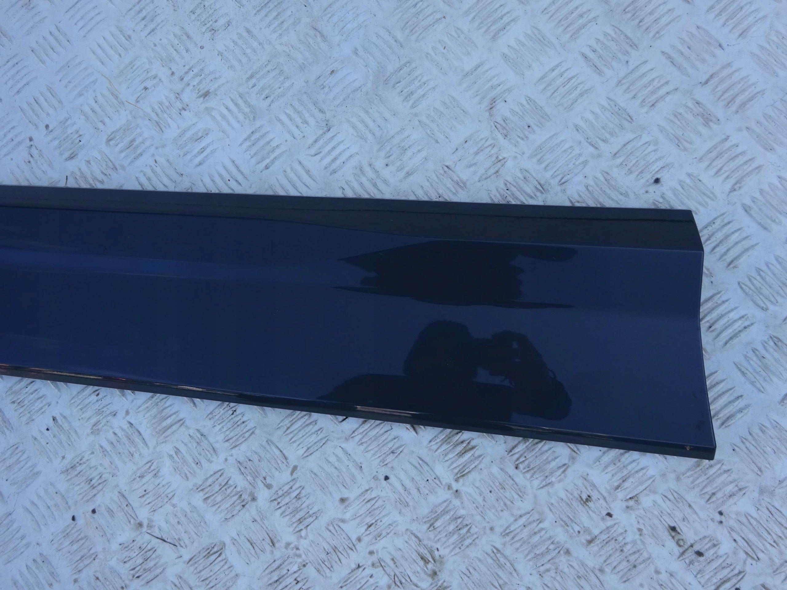 AUDI Q2 S LINE moulding door right rear part 81A853970B