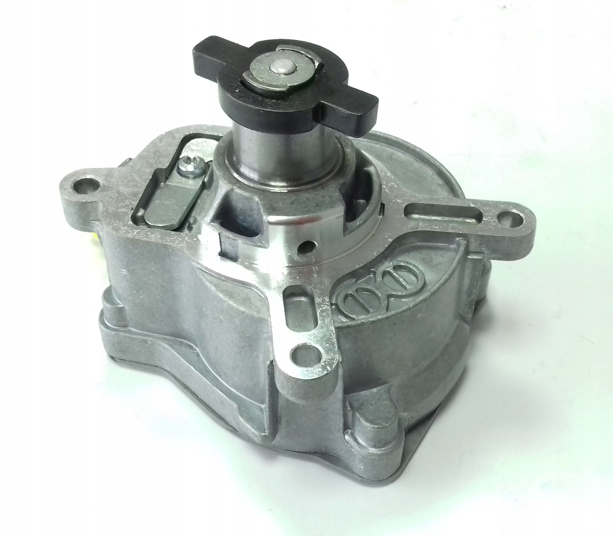 07K145100B - ВАКУУМНЫЙ НАСОС WAKUM AUDI TT 2.5, VW NEW BEETLE