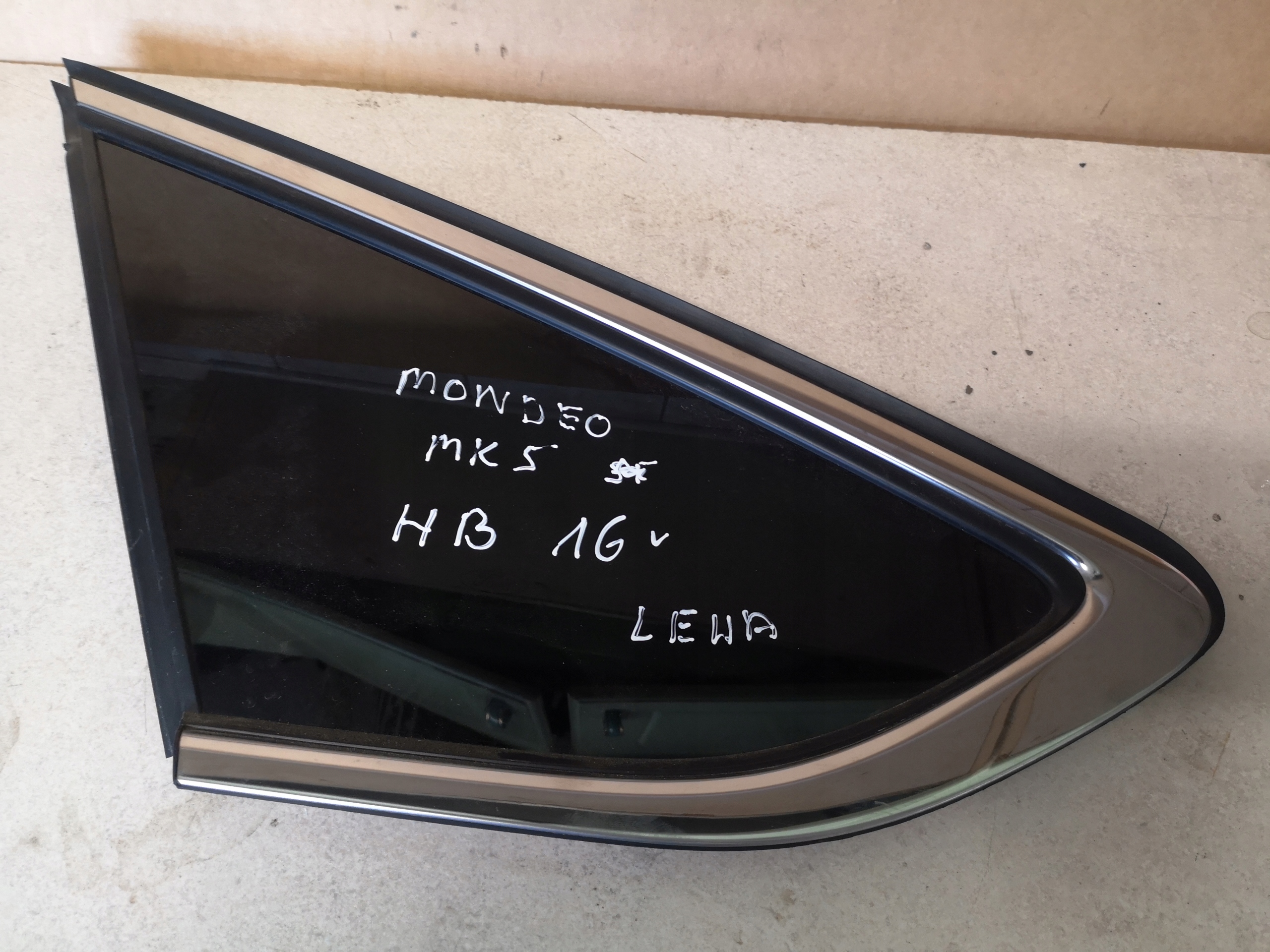 FORD MONDEO MK 5 FUSION 16R SZYBA LEWA TYŁ HATBACK