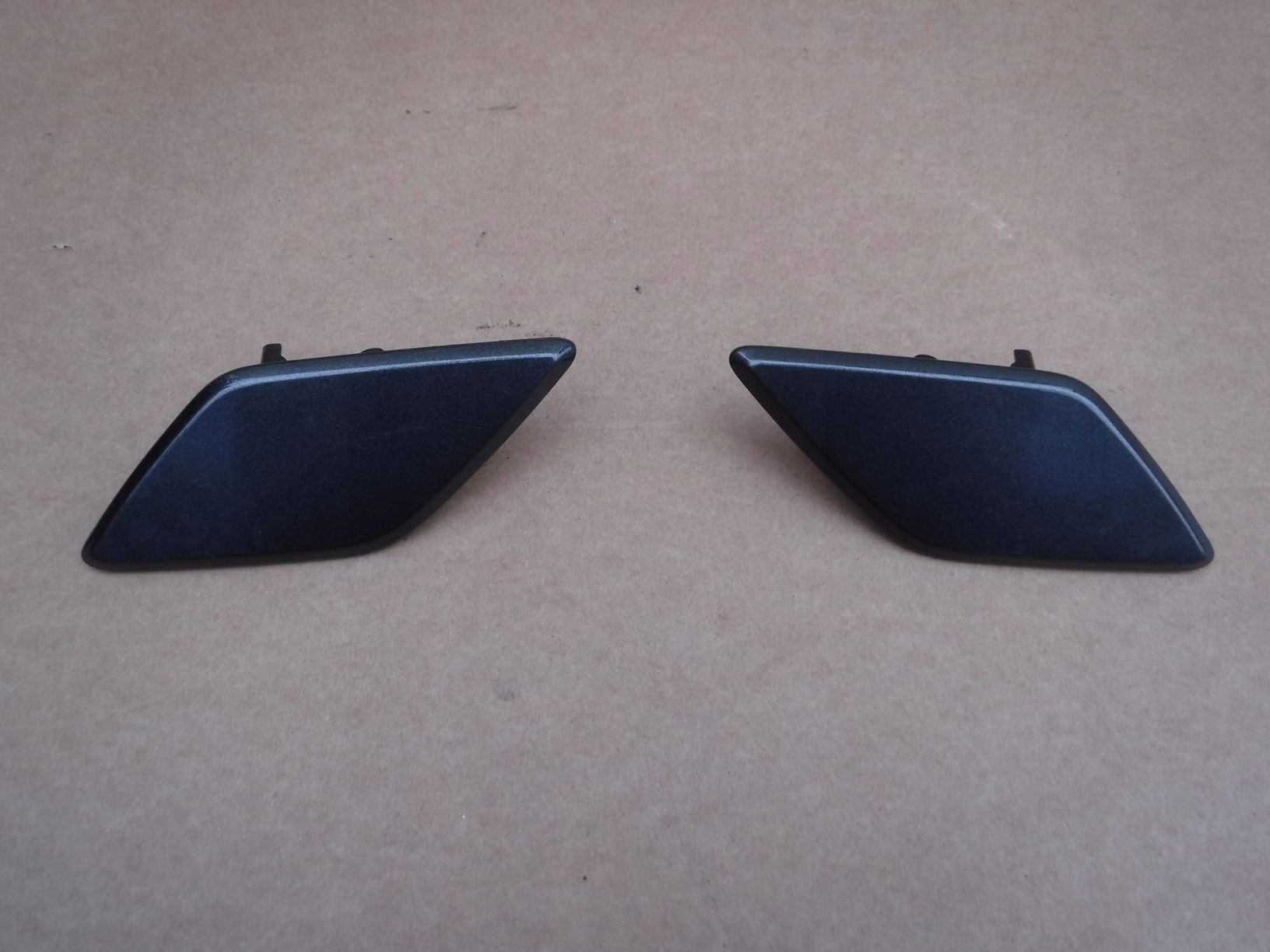 JX7B-13L018B - Кришка форсунки омивача FORD FOCUS MK4 st line