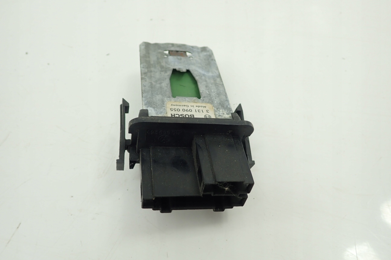 OPORNIK REZYSTOR DMUCHAWY VW GOLF III POLO 6N