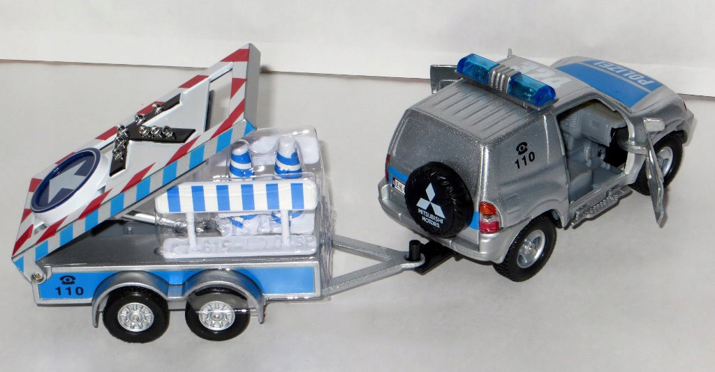 POMOC DROGOWA POLICJA Z PRZYCZEPKĄ MEATAL ŚWIATŁO Płeć Chłopcy