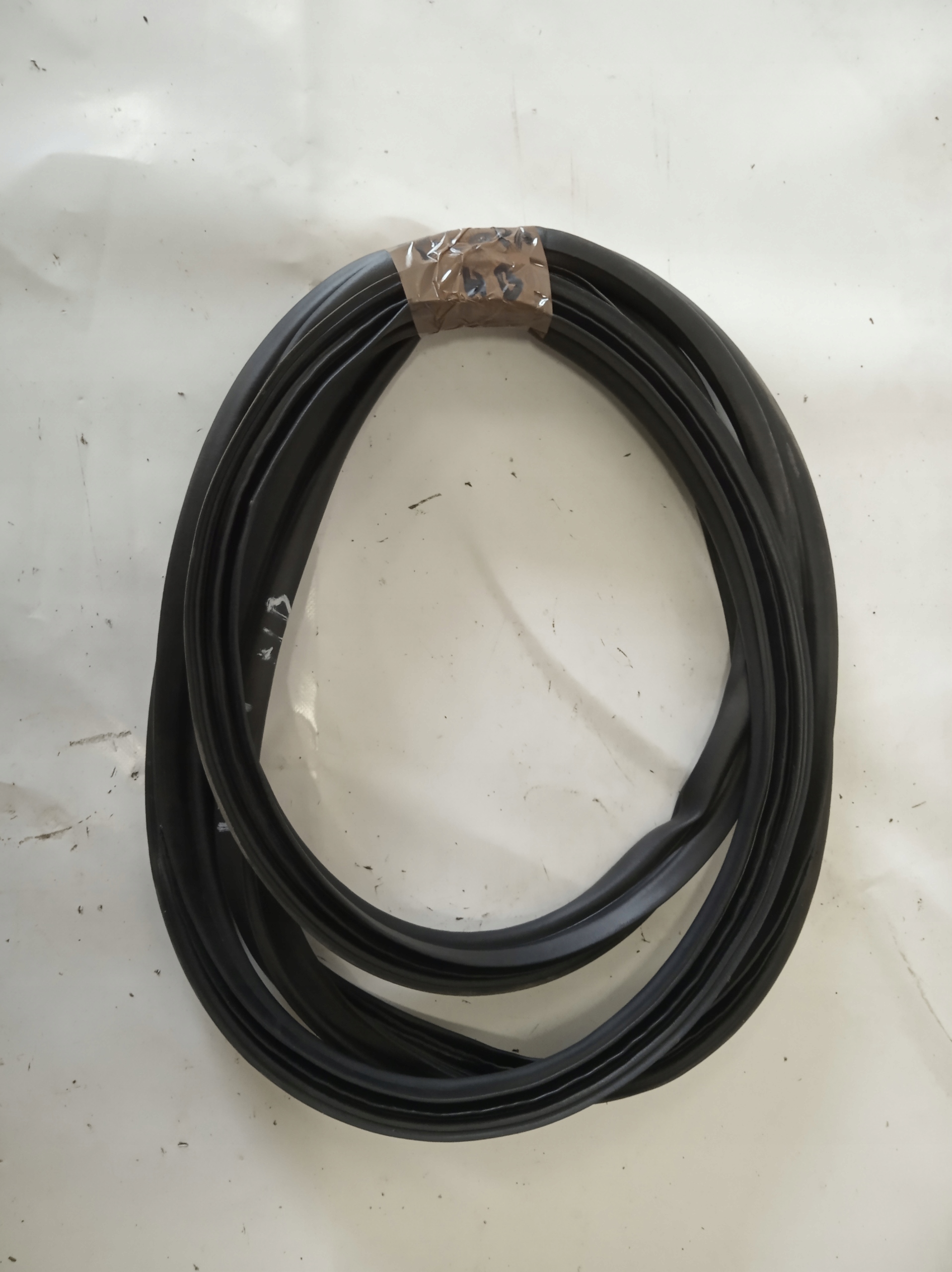 HYUNDAI I30 III HB USZCZELKA KLAPY BAGAZNIKA 17-19