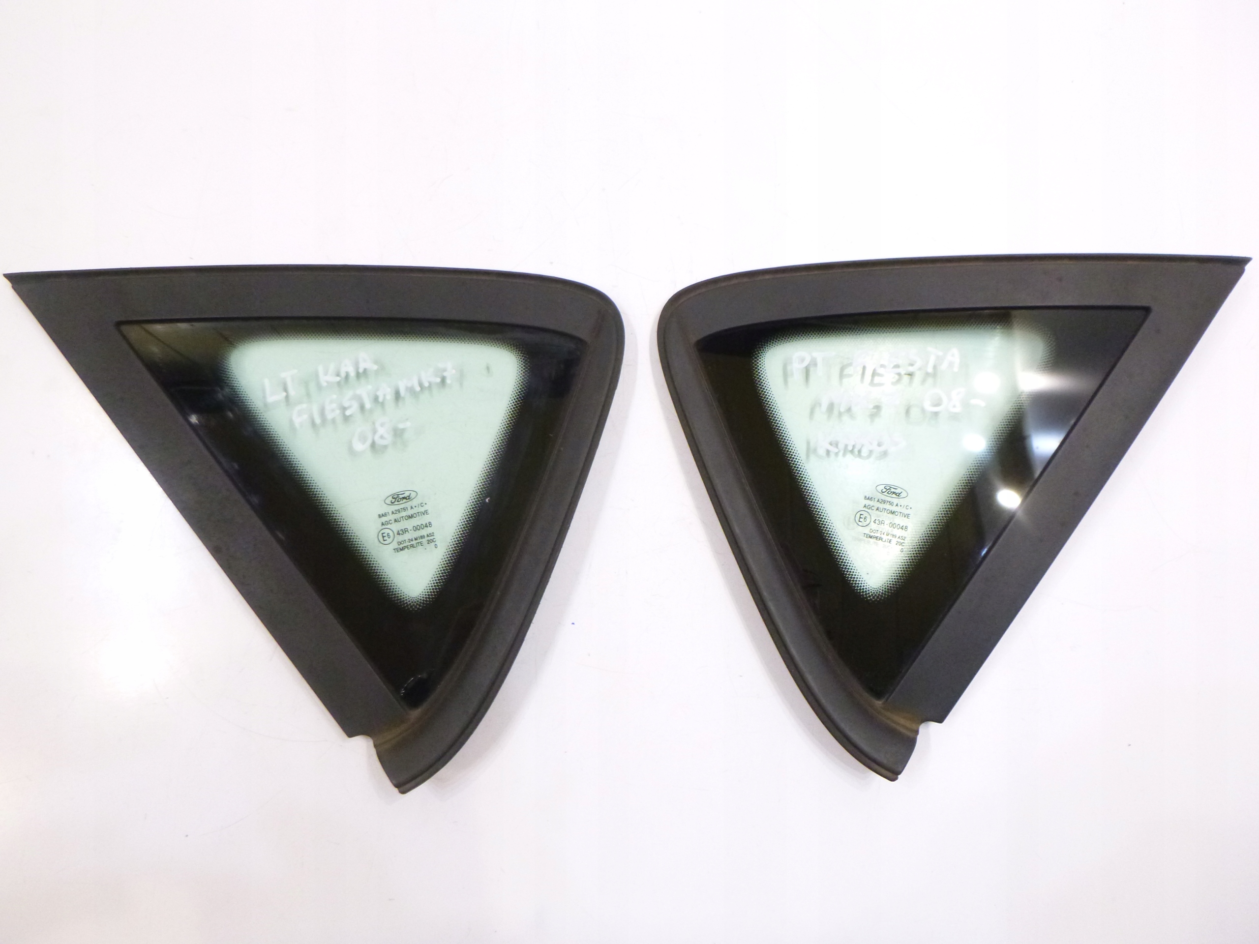 SZYBA SZYBKA KAROSERYJNA BLOTNIKA TYL FORD FIESTA MK7 2008-