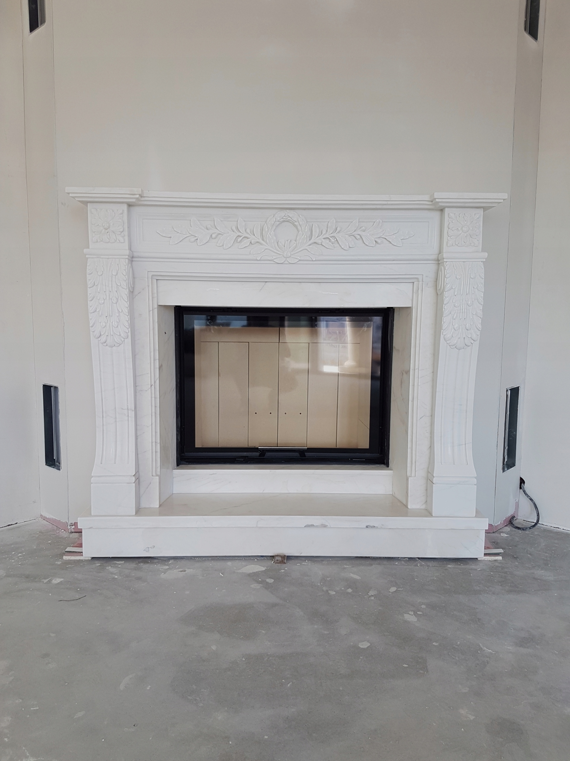 PORTAL OBUDOWA KOMINKOWA RZEŹBIONA, KOMINEK nr 4