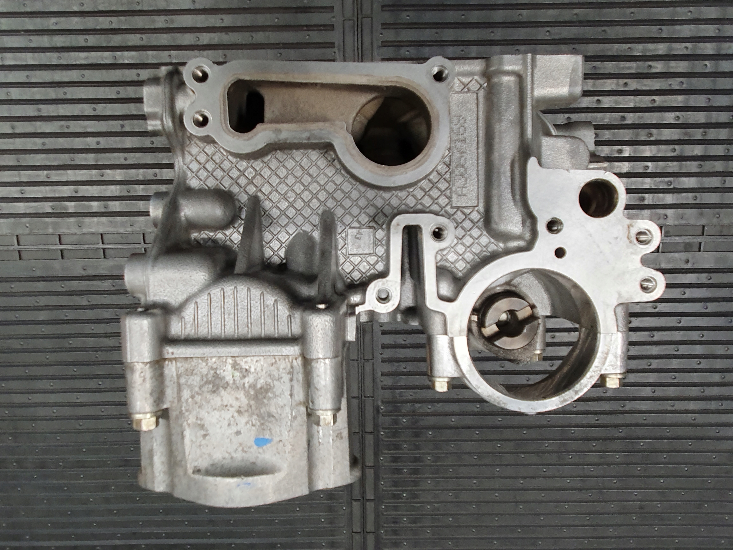 GŁOWICA FORD 1.0 ECOBOOST 12V DO 2014 ROKU POZNAŃ Typ silnika Benzyna