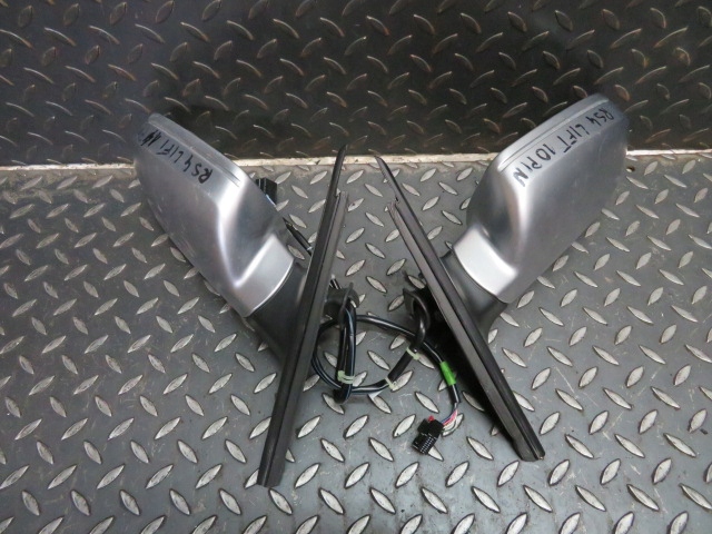 LUSTERKO AUDI RS4 LIFT 8K PRAWE