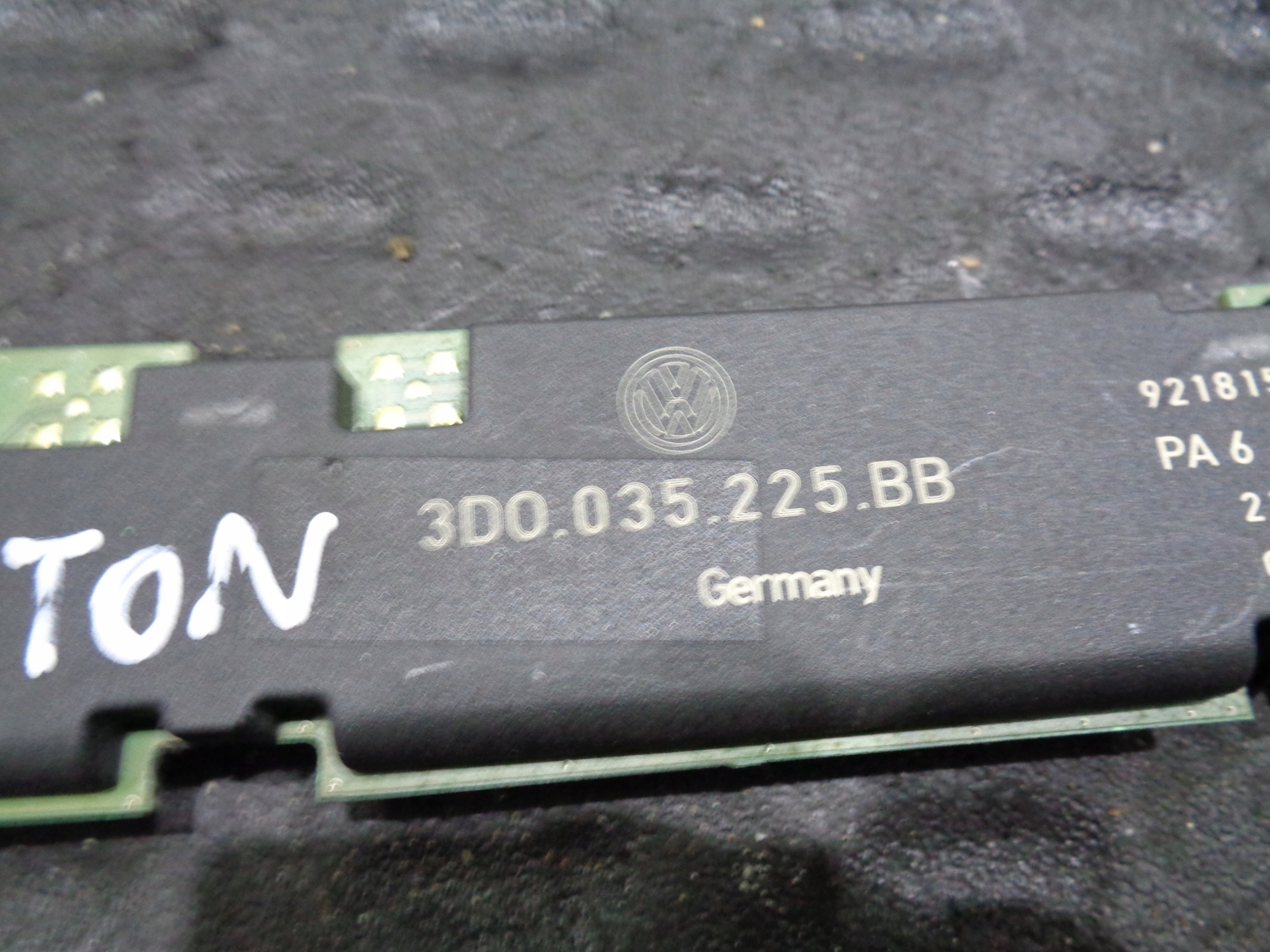 ANTENA 3D0035225BB VW PHAETON LIFT
