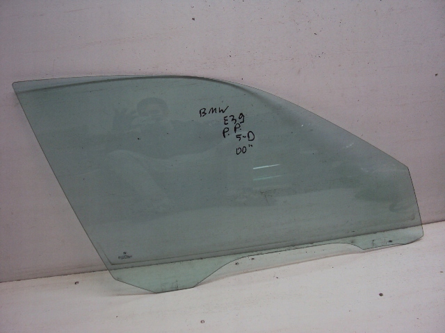 SZYBA PRAWY PRZÓD BMW 5 E39 KOMBI 2000R Producent części BMW OE