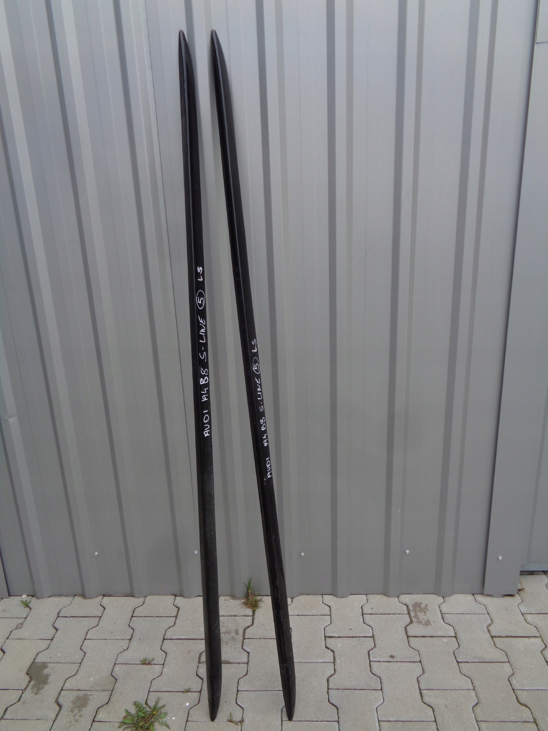 Audi OEk0854931a накладка порога L