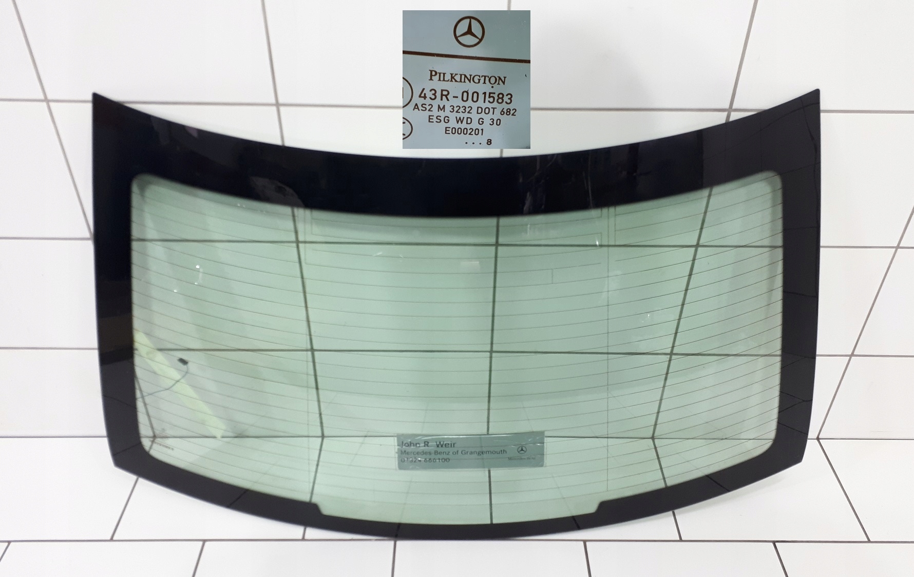 W204 SEDAN SZYBA KAROSERYJNA TYŁ TYLNA 2008R.