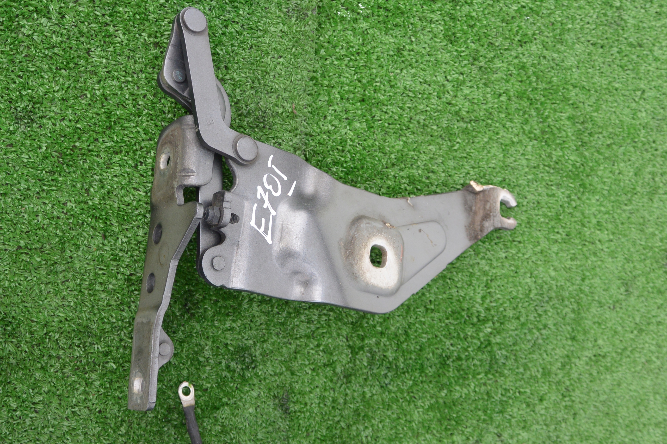 hinge bonnets right left BMW X5 X6 E70 E71 KPL
