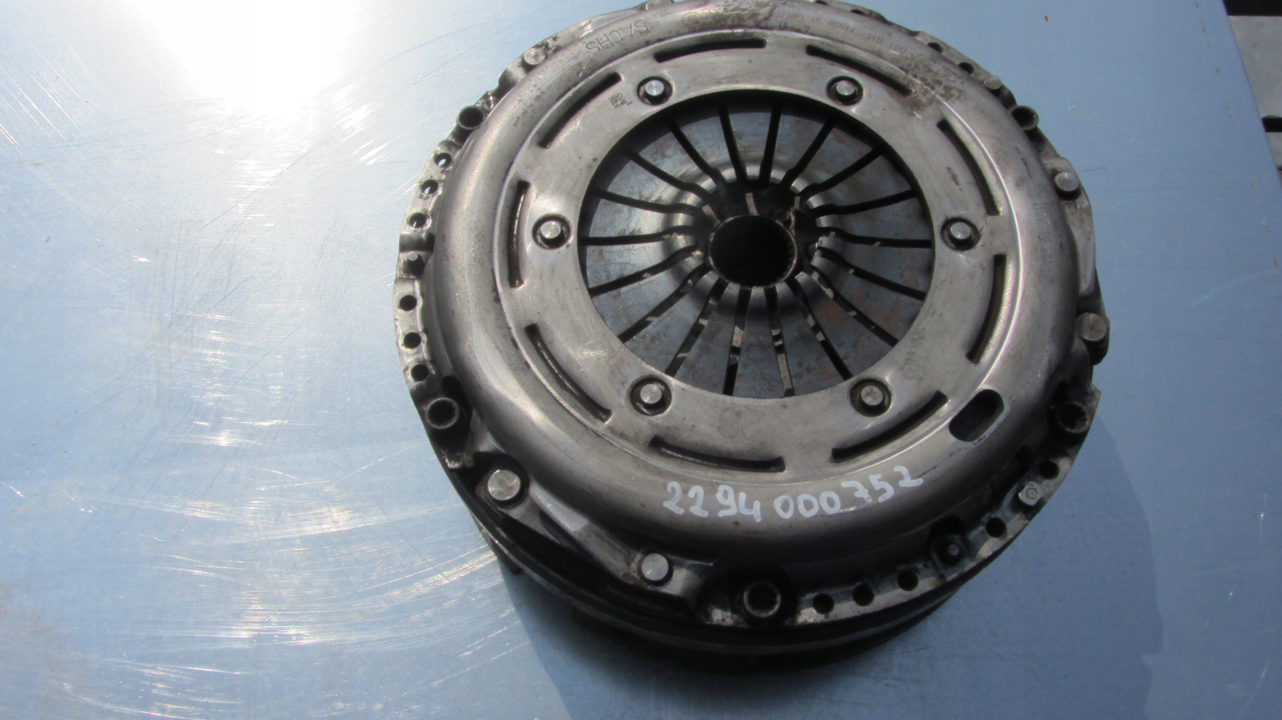 SPRZĘGŁO DWUMASOWE AUDI VW 2.0 TDI 2294000752