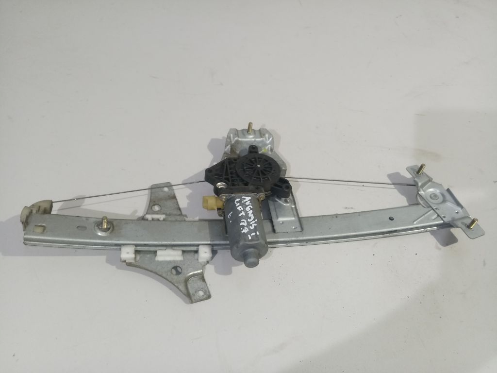 Toyota Avensis and lift window regulator right front
