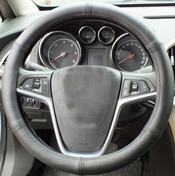 Pokrowiec na kierownicę SKODA,RENAULT,DACIA,VW