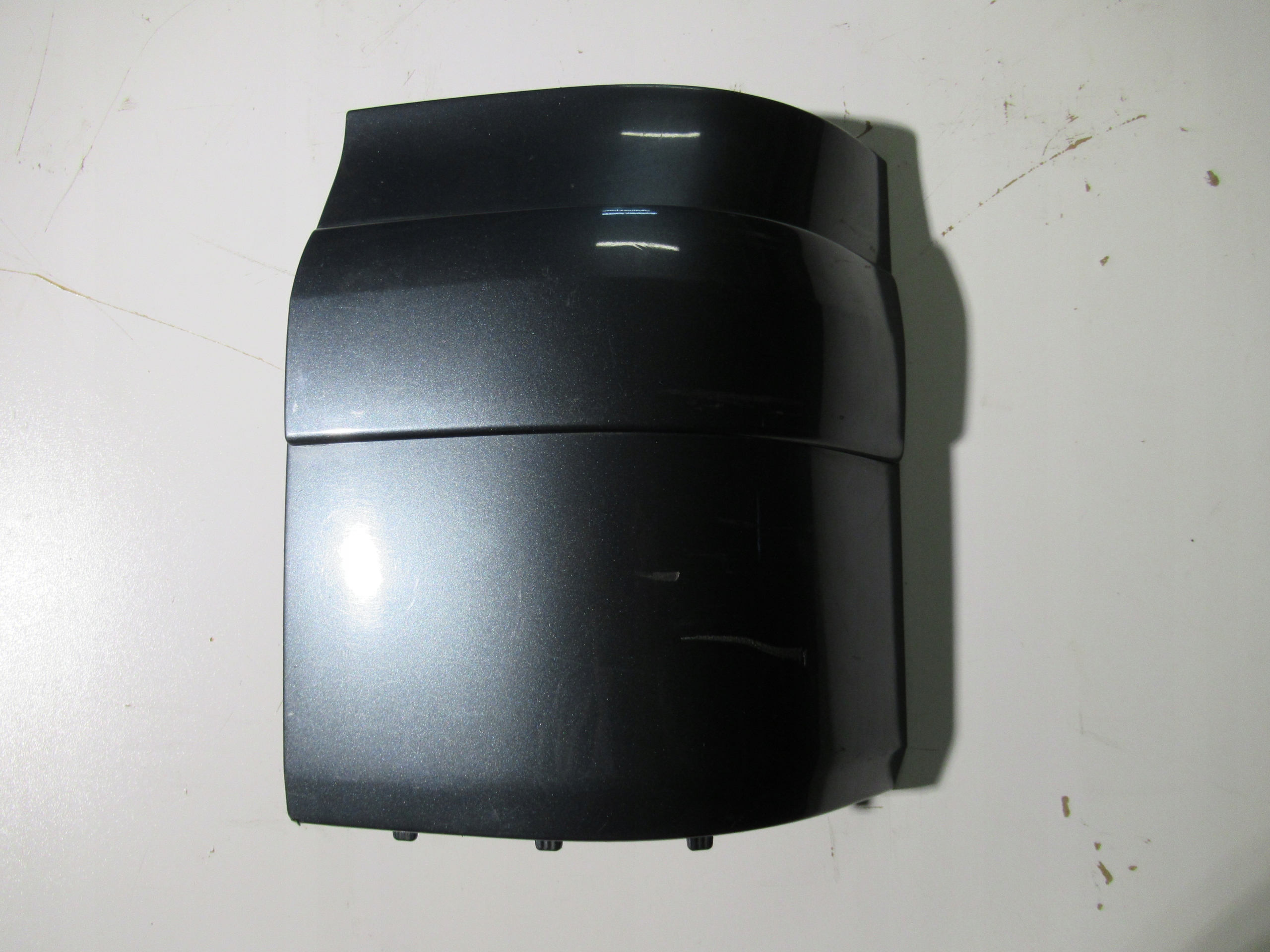 ECKE UNTER LAMPE RECHTS HECK VW T5 7H0807322A