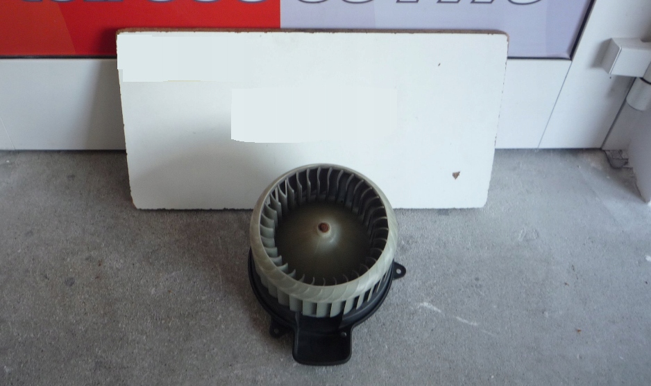 GD AUDI A6 вентилятор отопителя 4H1820021A