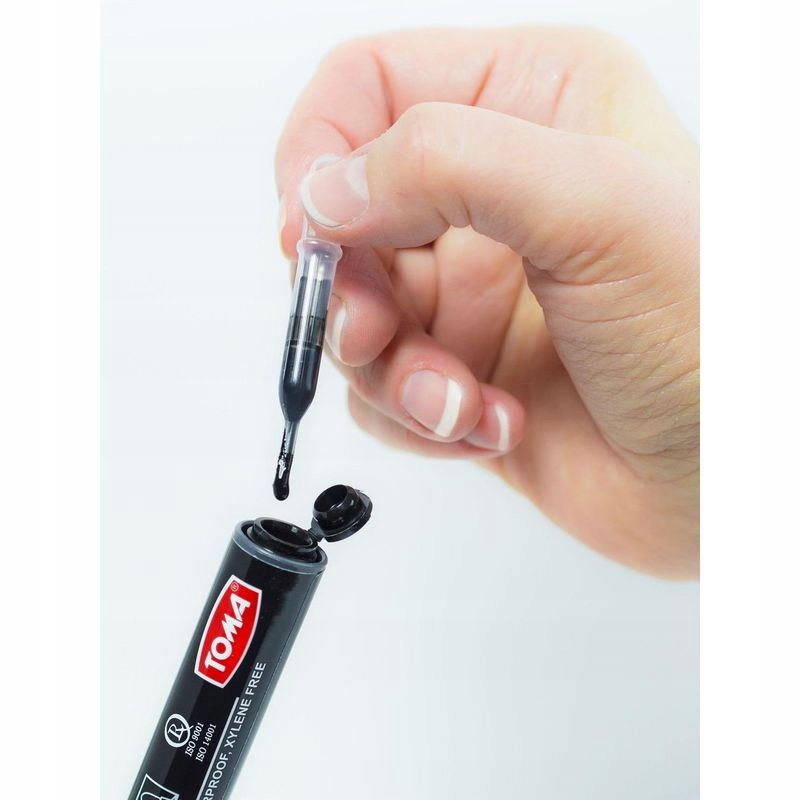 MARKER PERMANENTNY NAPEŁNIALNY ZE ŚCIĘTĄ KOŃCÓWKĄ, NIEBIESKI EAN (GTIN) 5901133221117