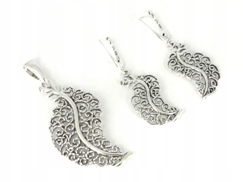 Komplet prolamovaných listů stříbro