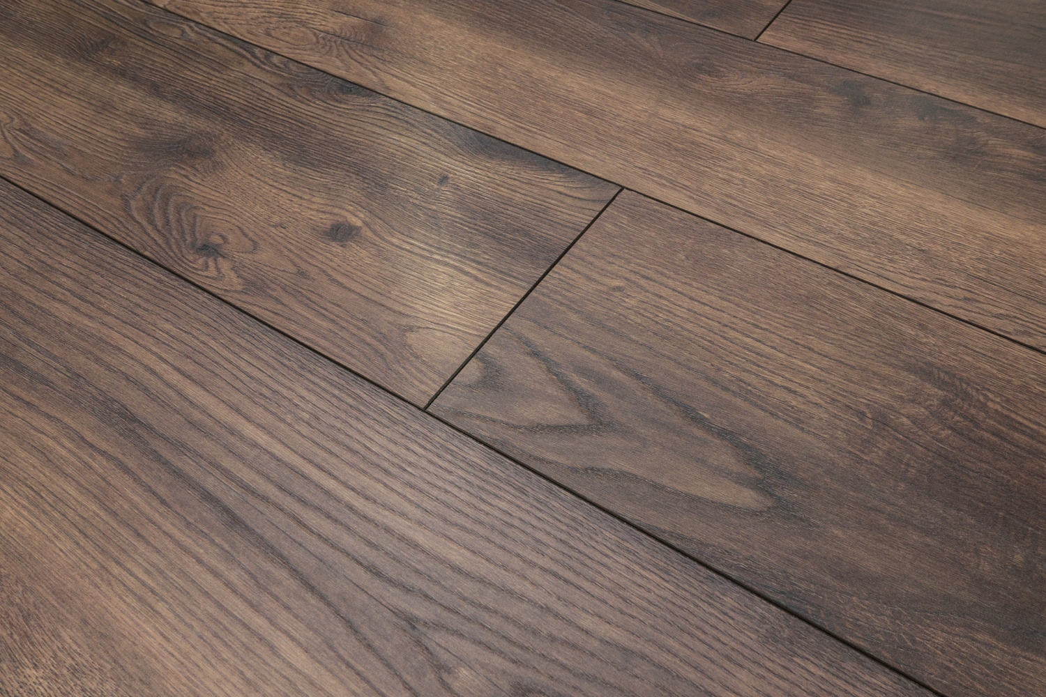 PANELE PODŁOGOWE KRONOTEX AC4 8MM SZER 24CM V4 Szerokość produktu 24.4 cm