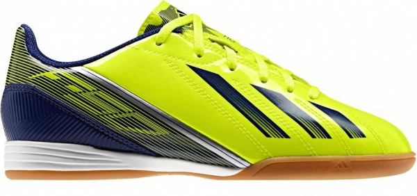 BUTY HALOWE ADIDAS F10 IN J _ Q33862 _ r. 37 1/3