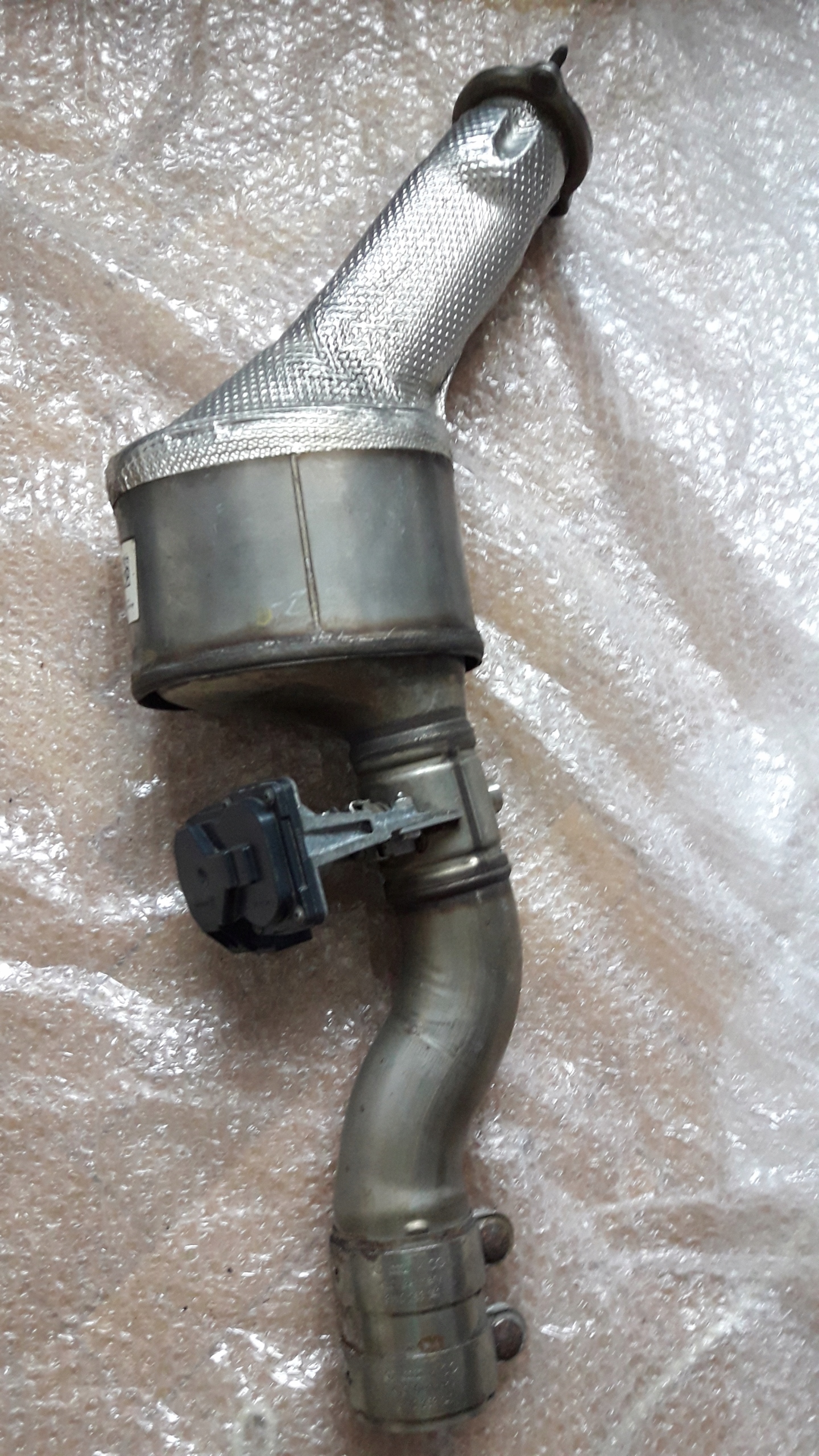 FILTR CZĄSTEK DPF AUDI A4 B9 A5 8T 2.0 4G0131703AE Numer katalogowy części 4G0131703 DPF KATALIZATOR